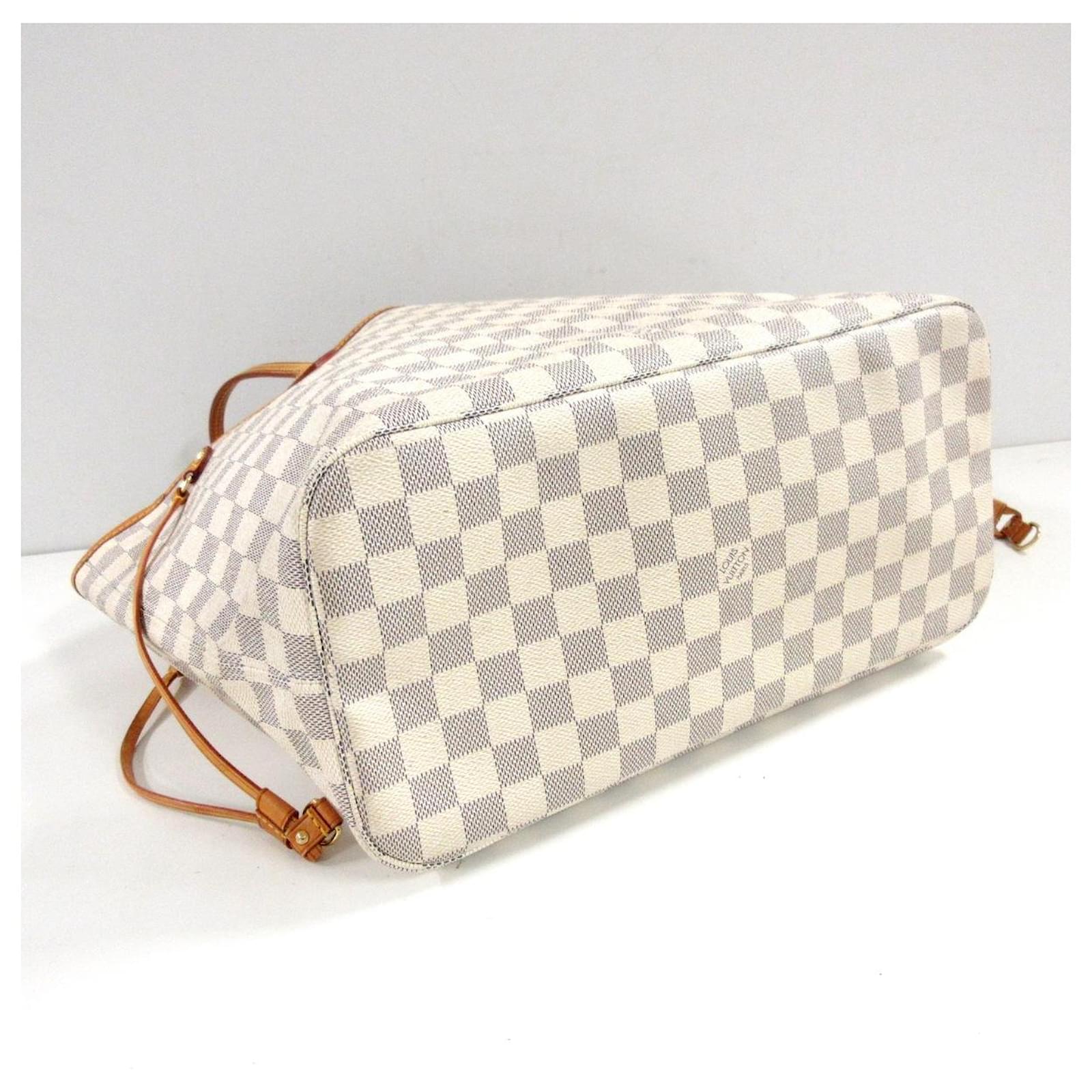 Louis Vuitton Neverfull White Cloth ref.466587 - Joli Closet