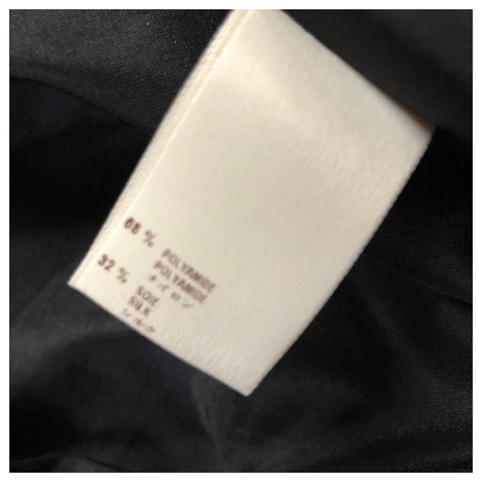 Silk bermuda Louis Vuitton Black size 38 FR in Silk - 34315022