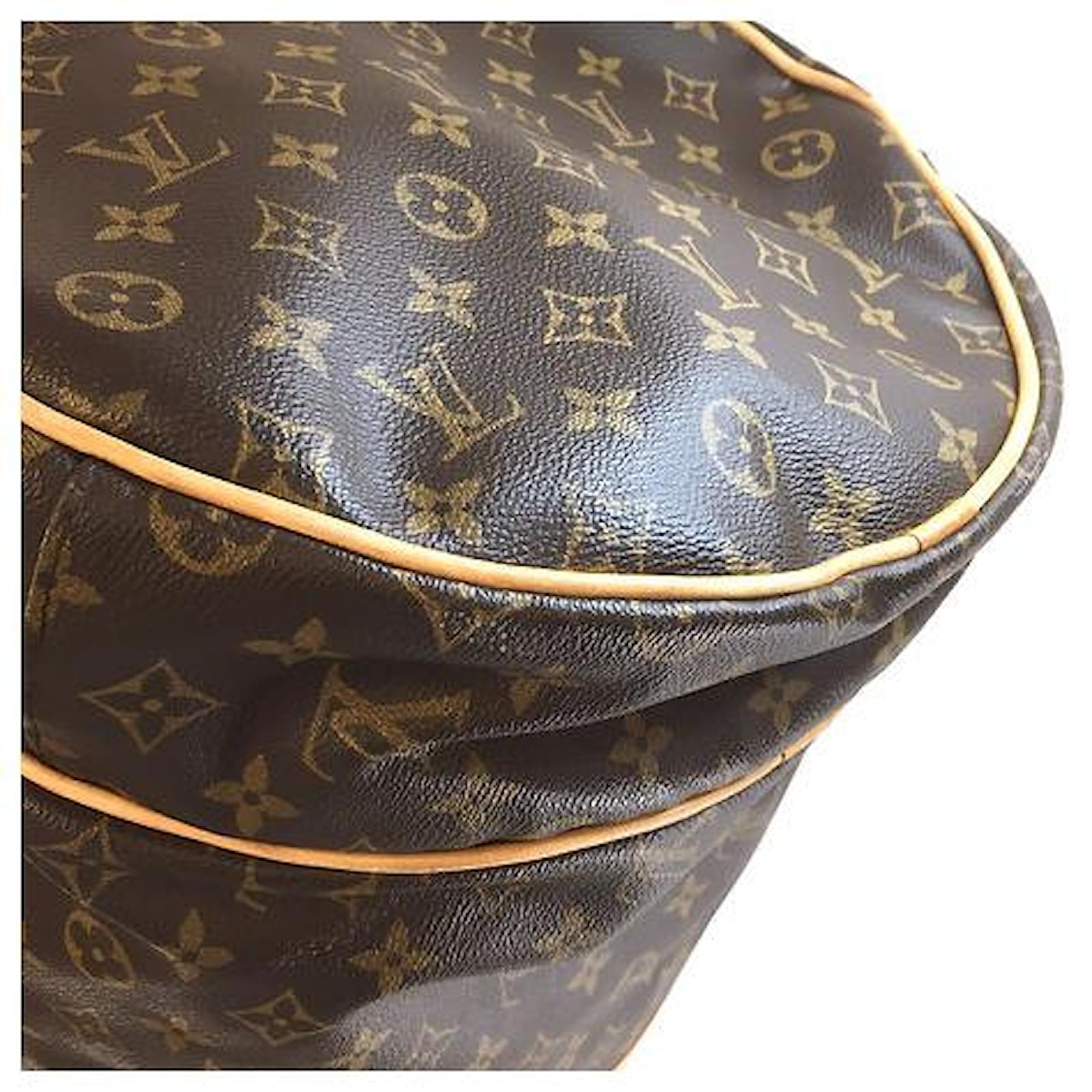 Louis Vuitton Sac Athletisme Duffel Monogram Canvas Brown Leather  ref.468209 - Joli Closet