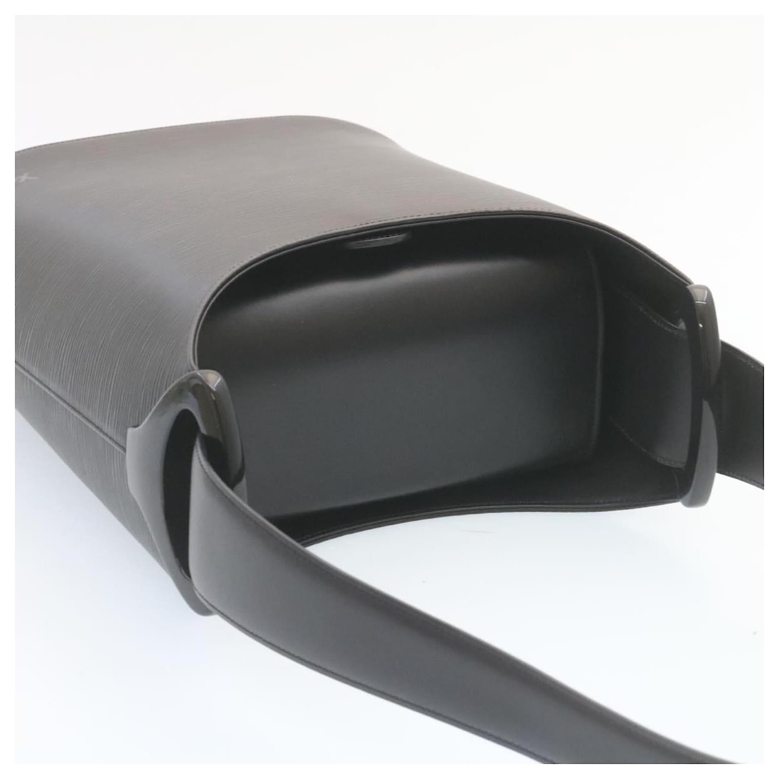 LOUIS VUITTON Epi Verseau Shoulder Bag Black M52812 LV Auth pt095 Leather  ref.468809 - Joli Closet