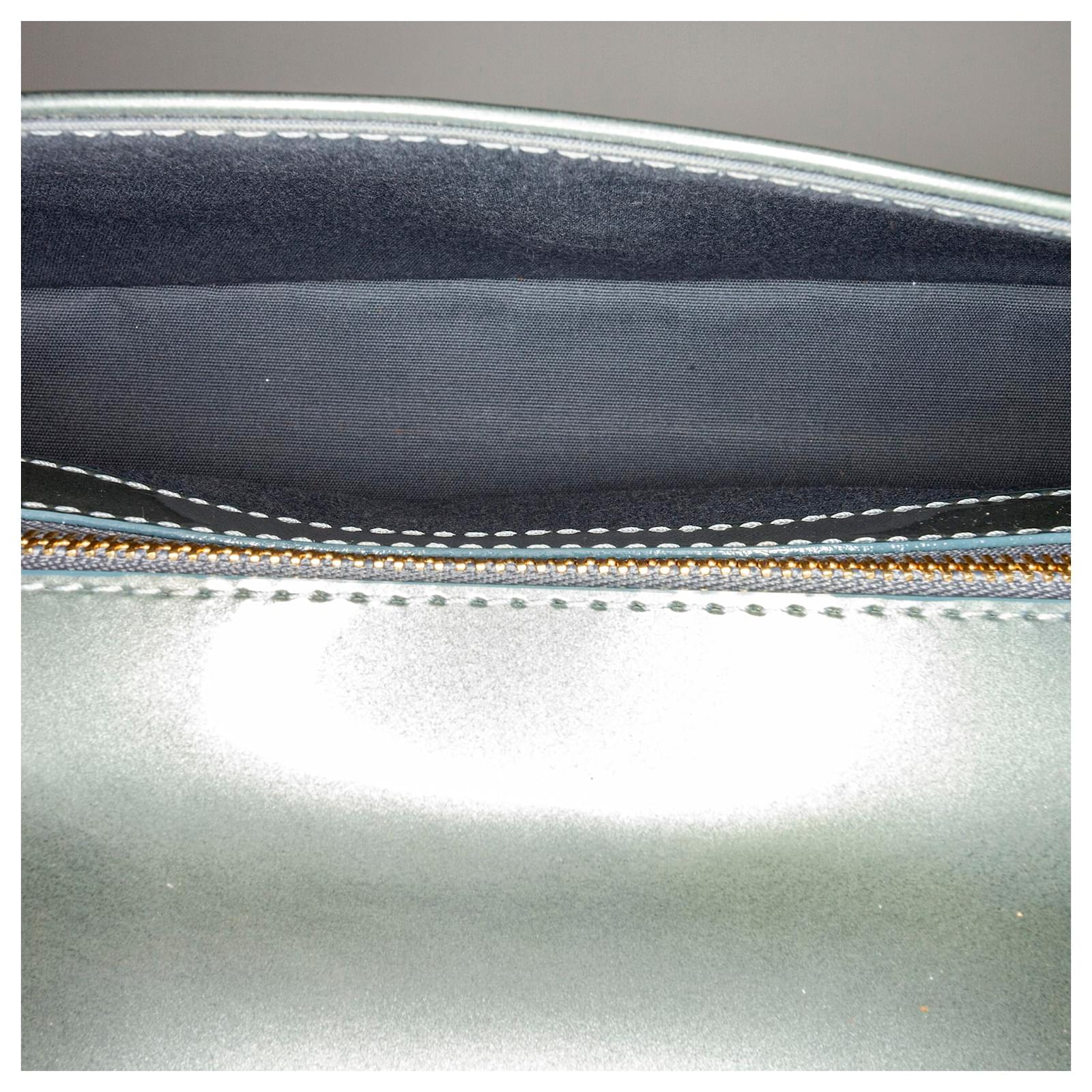 Louis Vuitton Green Sobe Patent Leather Clutch Bag Dark green ref.469626 -  Joli Closet