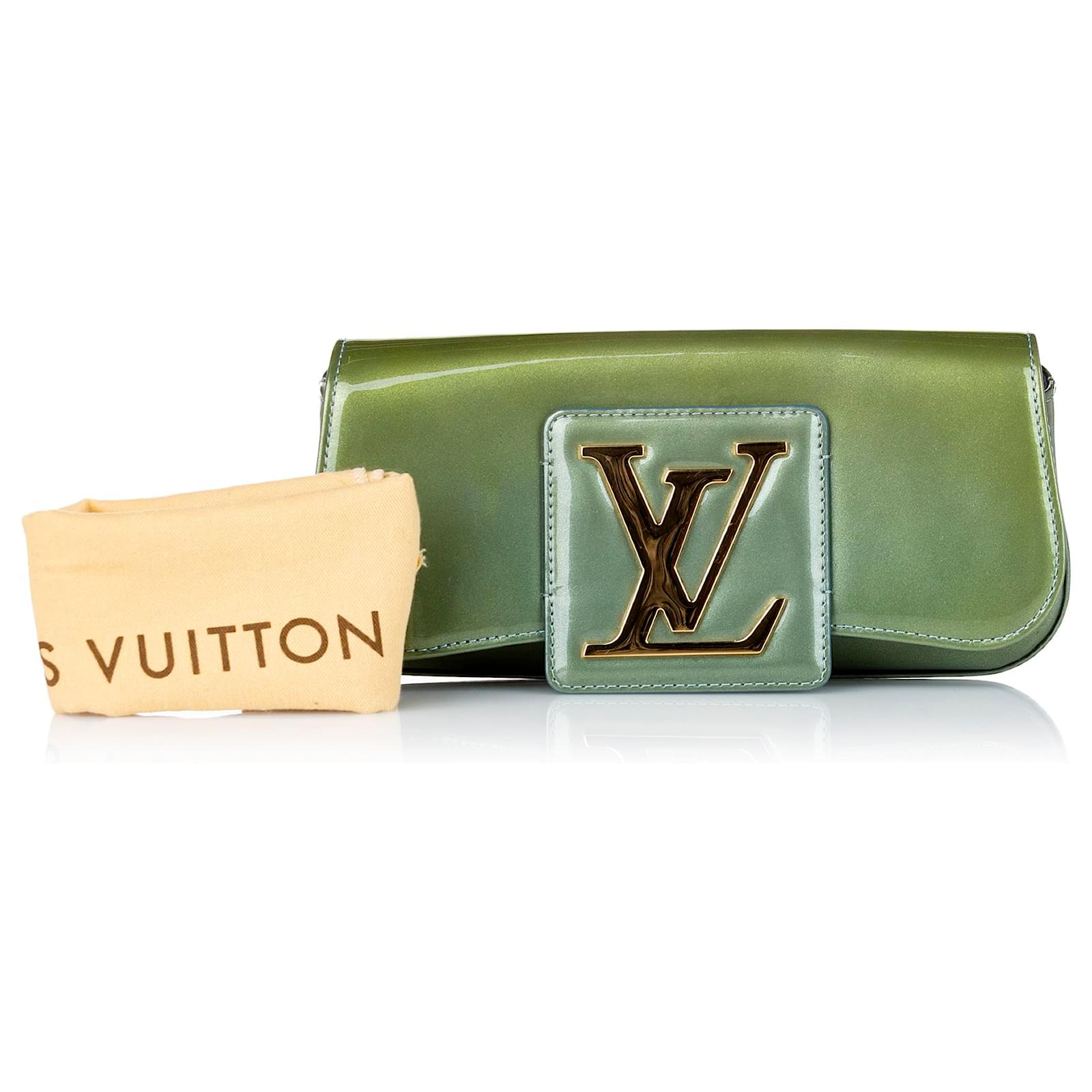 Louis Vuitton Green Sobe Patent Leather Clutch Bag Dark green ref.469626 -  Joli Closet