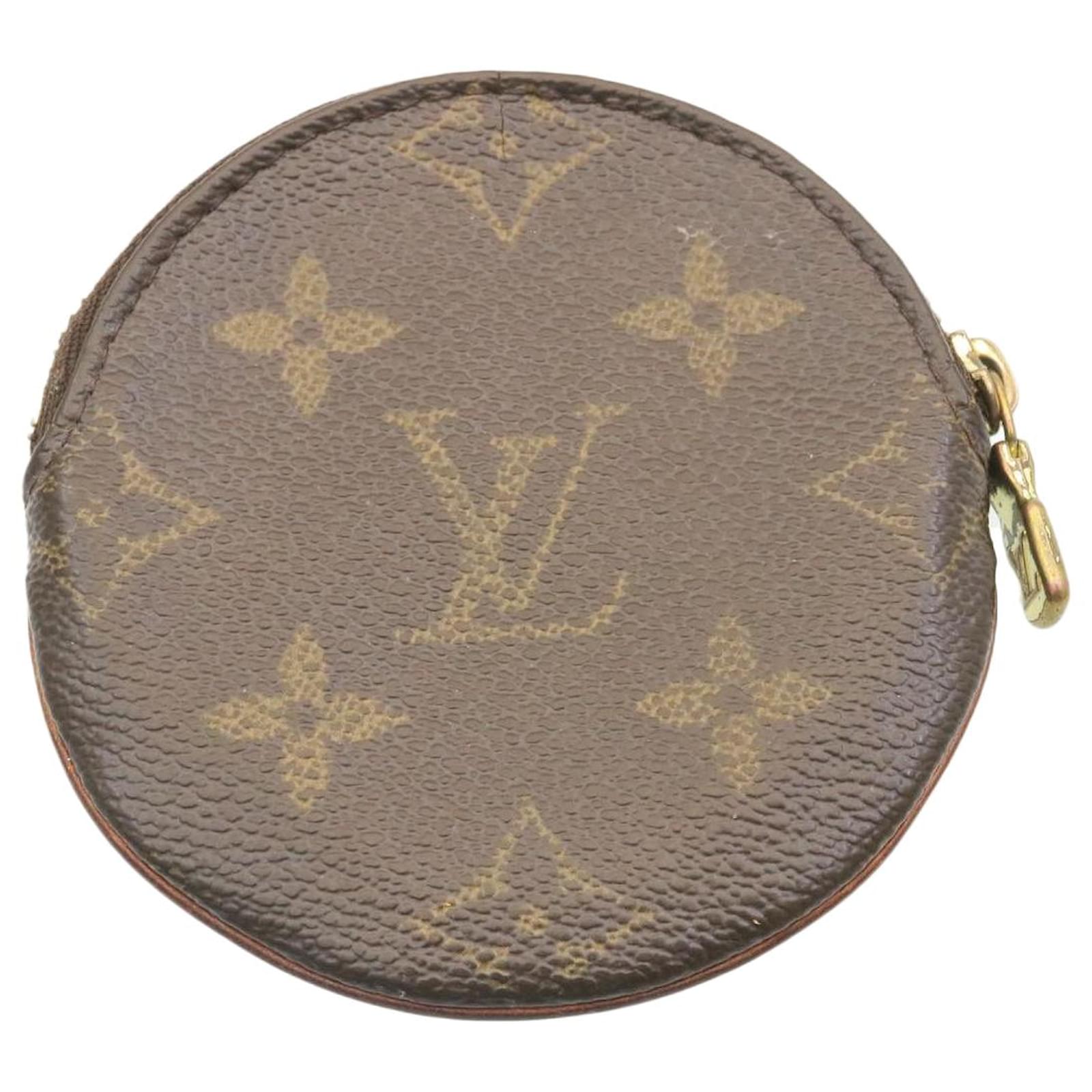 Louis Vuitton Round Coin Purse  Purses, Louis vuitton, Louis vuitton  monogram