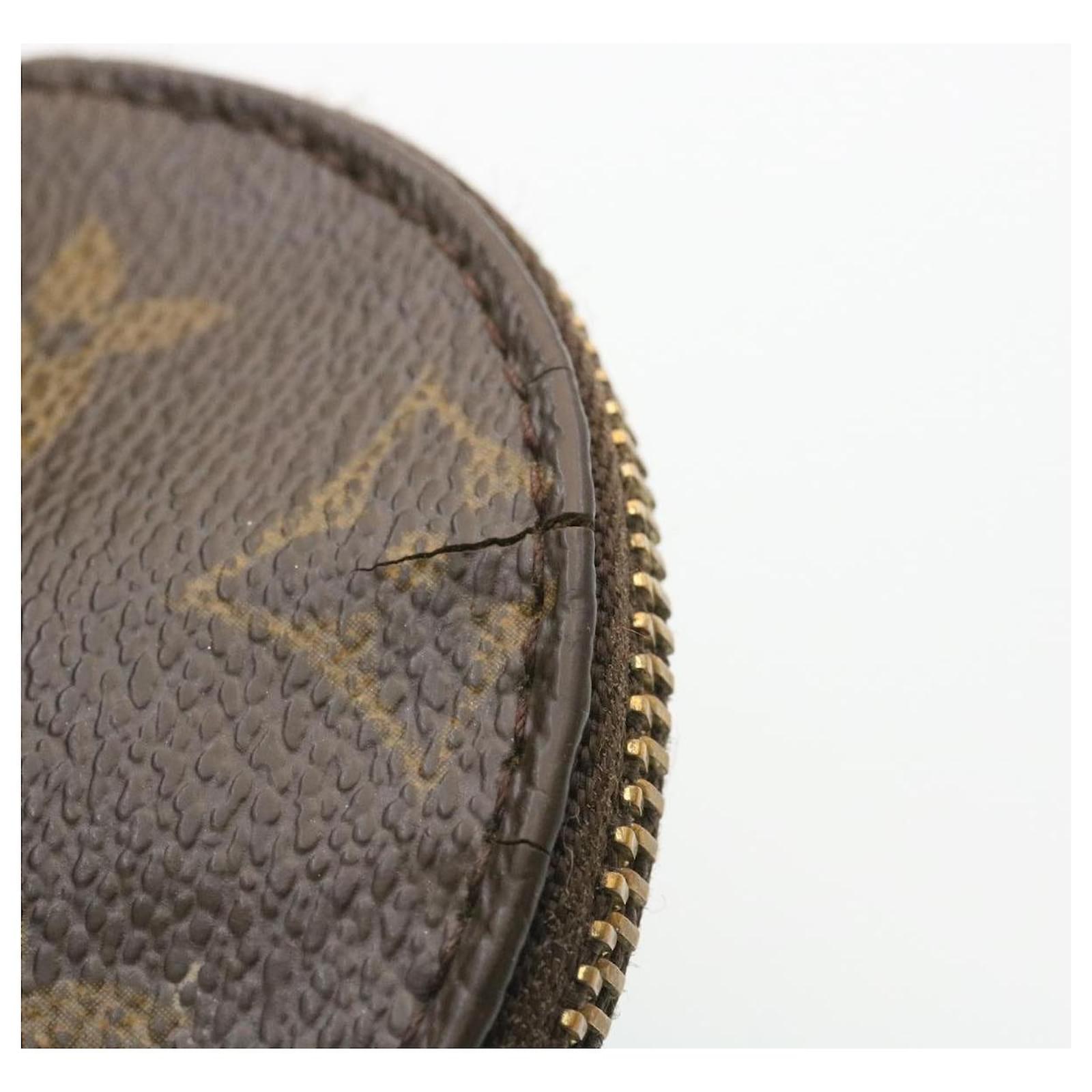 Monedero redondo con monograma de Louis Vuitton - Gaja Refashion