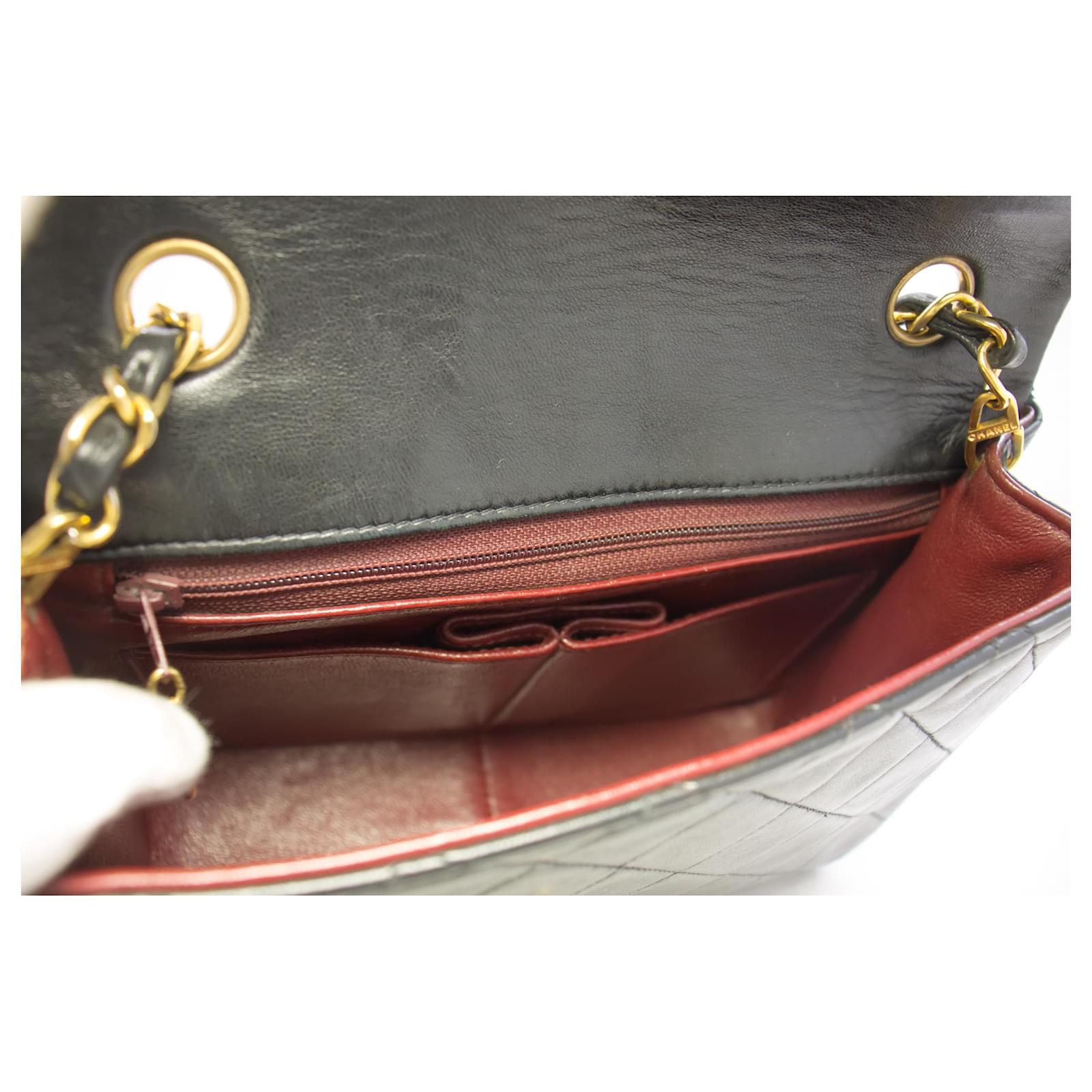CHANEL Mini Square Small Chain Shoulder Bag Crossbody Black Quilt L03 –  hannari-shop