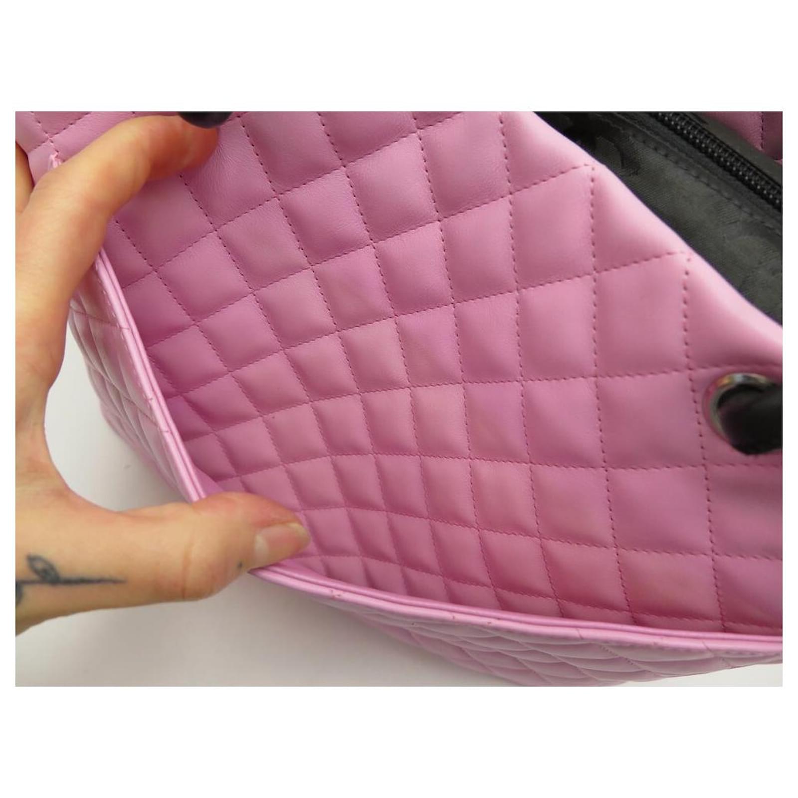 CHANEL CAMBON SHOPPING GM HANDBAG PINK AND BLACK QUILTED LEATHER TOTE BAG  ref.470949 - Joli Closet