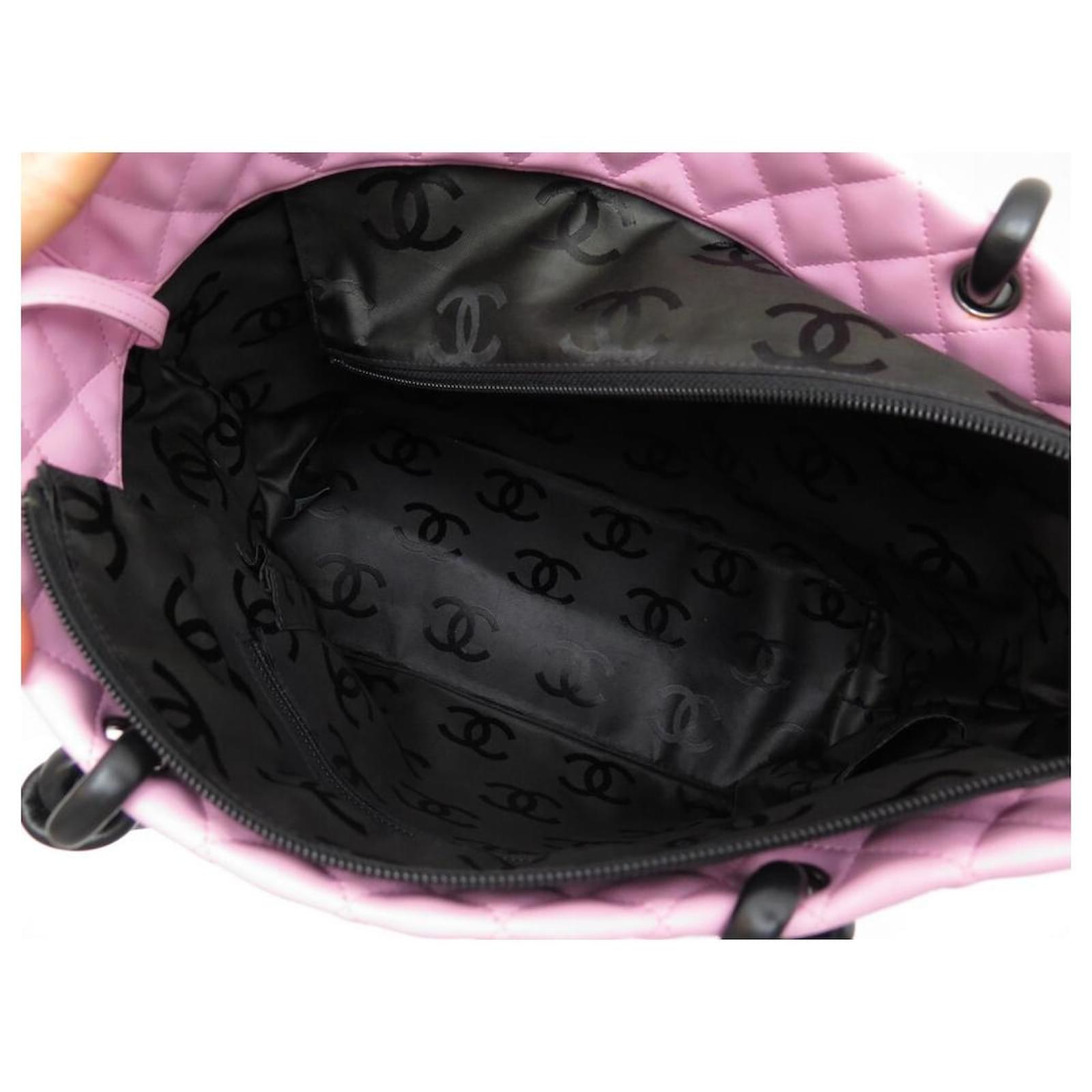 CHANEL CAMBON SHOPPING GM HANDBAG PINK AND BLACK QUILTED LEATHER TOTE BAG  ref.470949 - Joli Closet