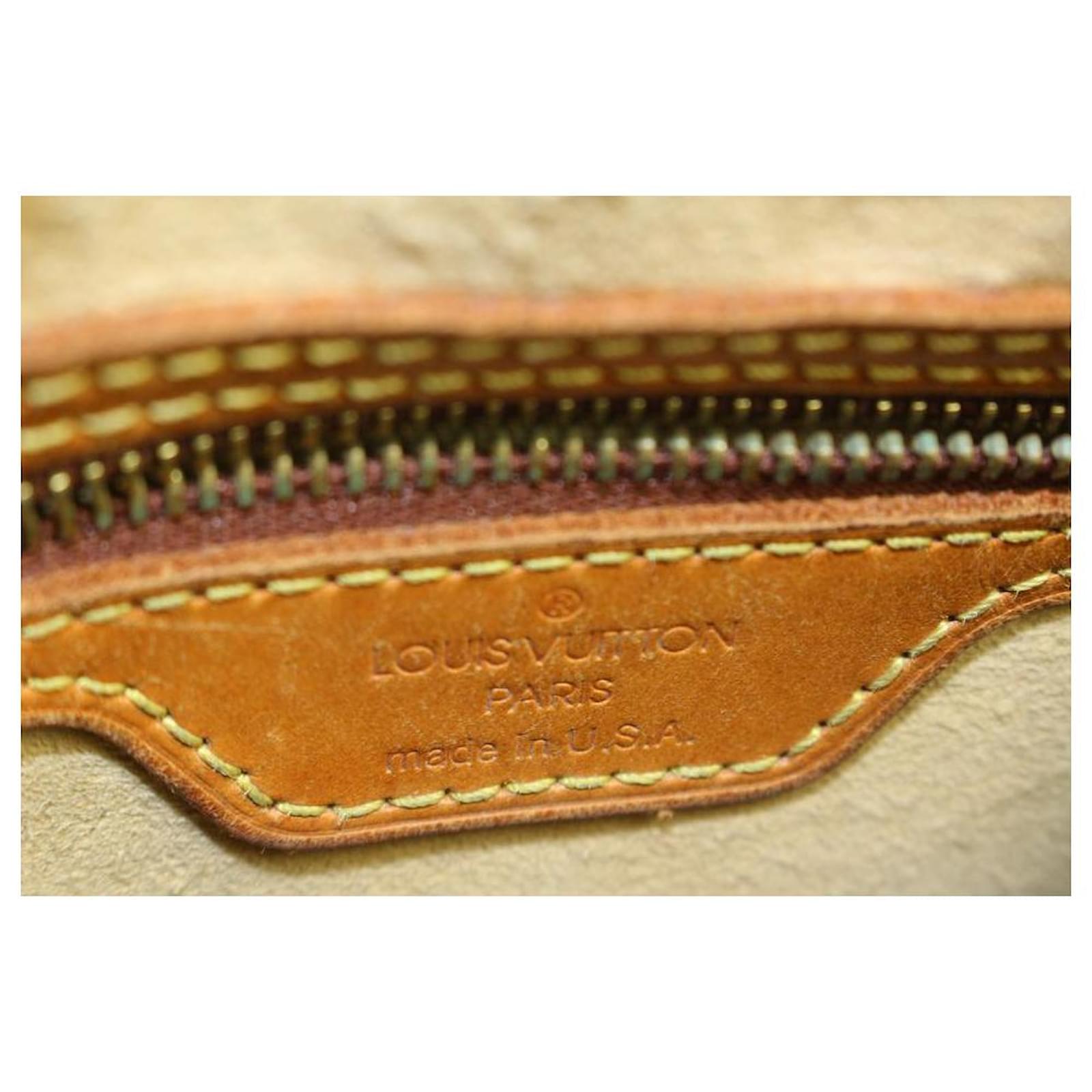 Louis Vuitton, Bags, Louis Vuitton Discontinued Monogram Looping Mm Zip  Hobo Shoulder Bag Sd052