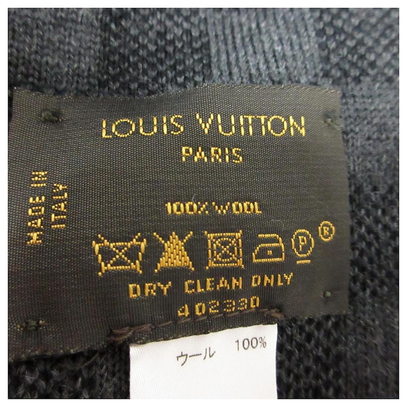 Louis Vuitton Echarpes Noir ref.243060 - Joli Closet