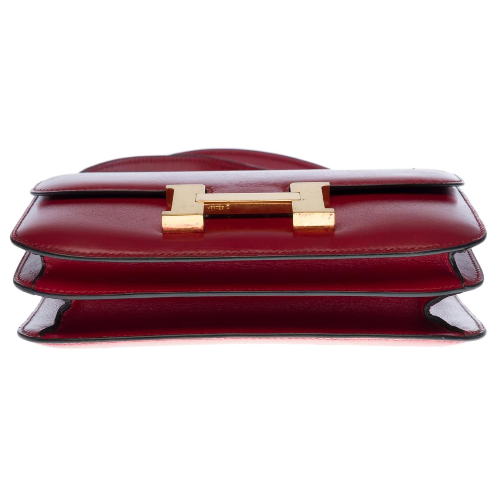 Splendid Hermès Constance Mini shoulder bag in burgundy box leather (Red  H), gold plated metal trim Dark red ref.474200 - Joli Closet