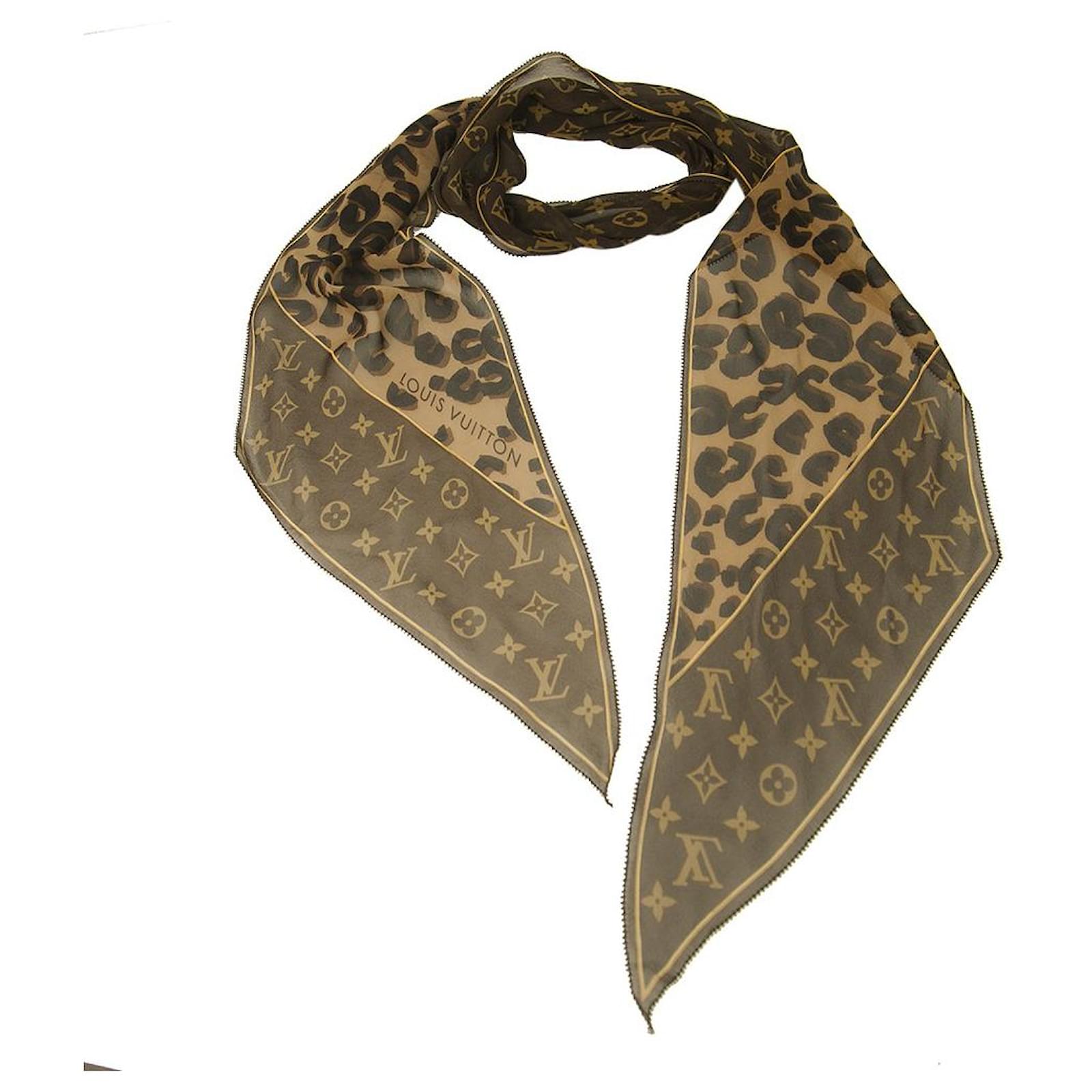 Louis Vuitton Louis Vuitton Leopard Print Bandeau Silk Scarf