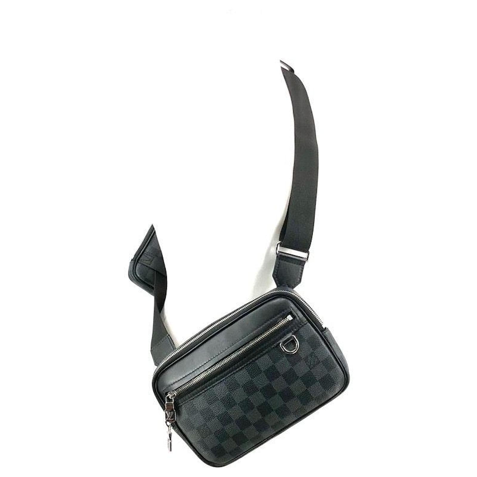 Louis Vuitton Duo messenger crossbody bag set in damier ebene Grey Cloth  ref.474295 - Joli Closet