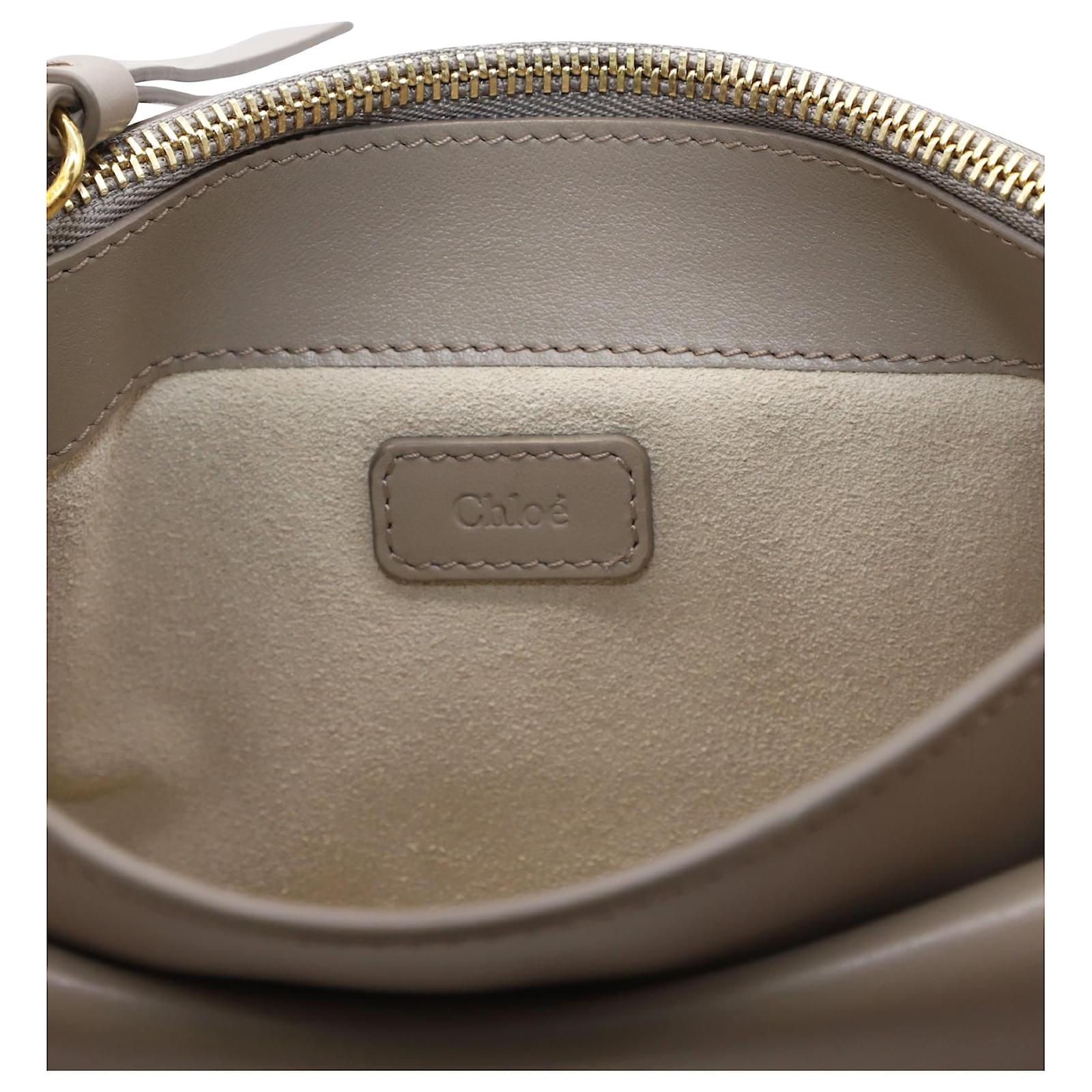 Chloé Chloe Tess Crossbody Pouch in Grey Leather ref.474793 - Joli Closet