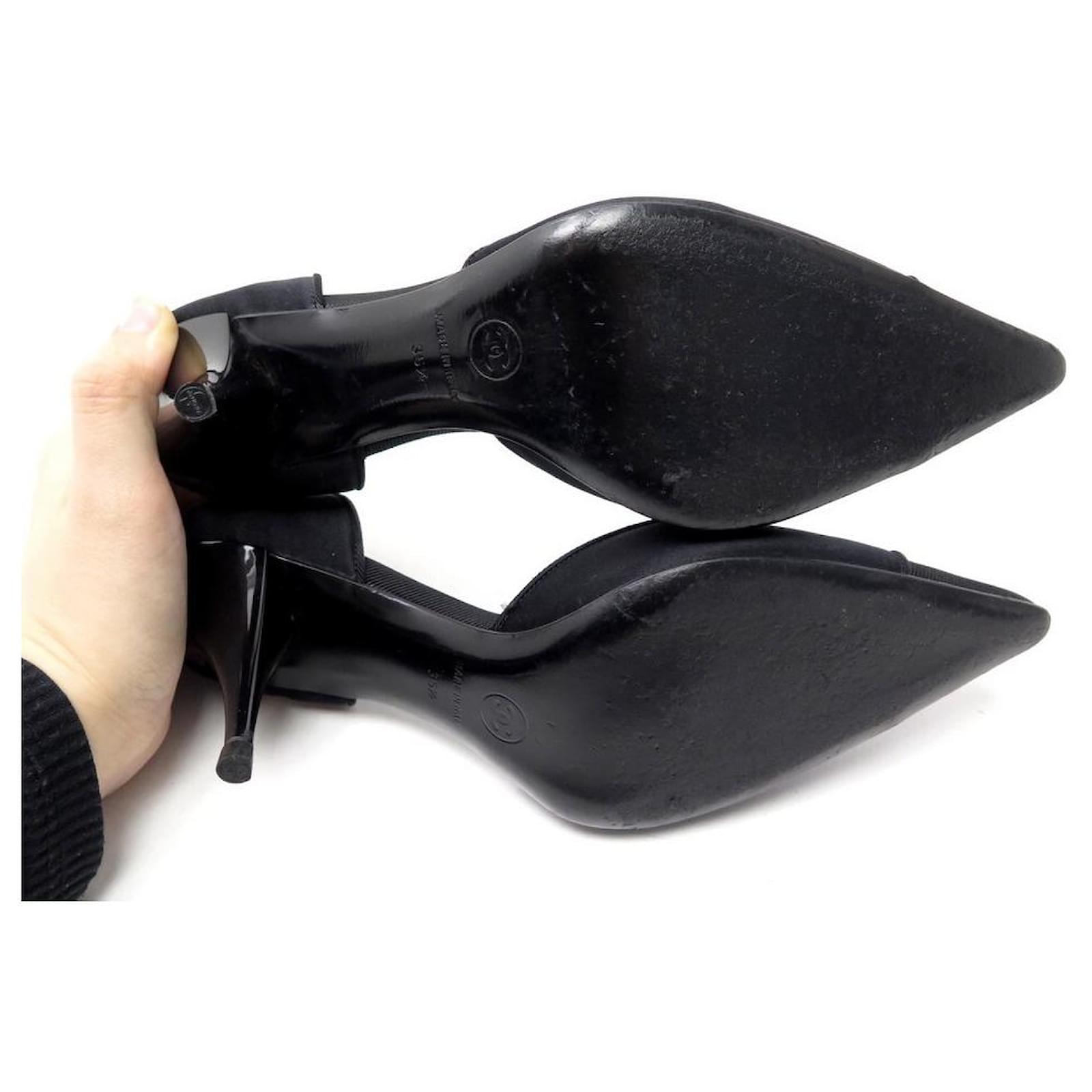CHANEL SHOES CC LOGO PUMPS 35.5 BLACK CANVAS SHOES Cloth ref