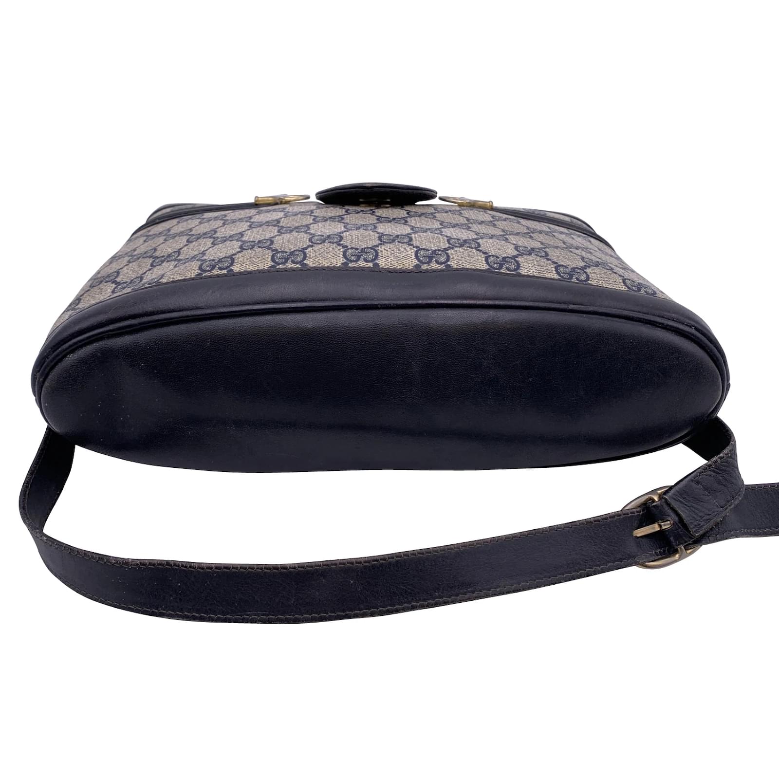 Gucci Bucket Bag- Navy Blue – yourvintagelvoe