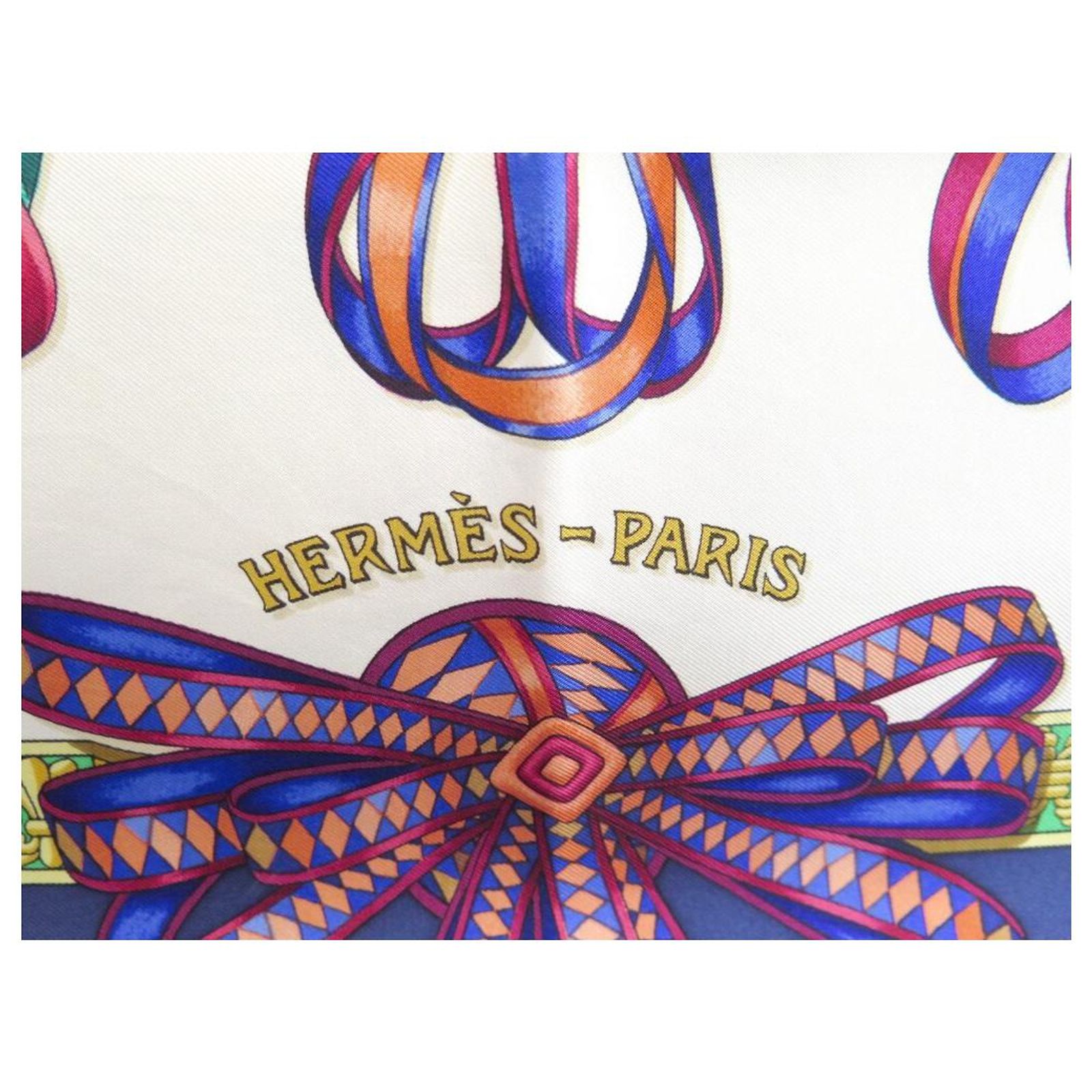 Foulard Hermès Les Rubans Du Cheval - Soie, Motif Rubans, Multicouleur, Occasion
