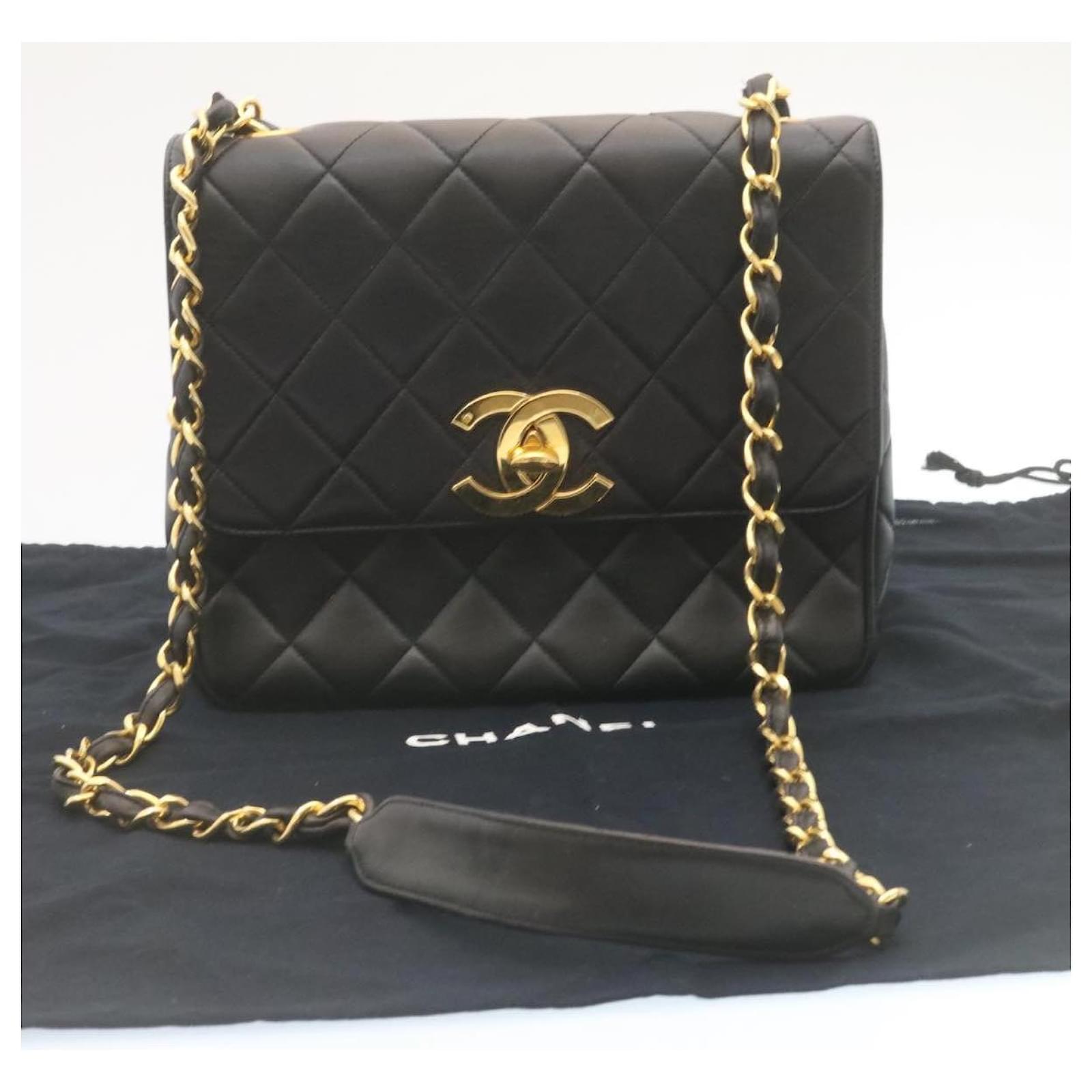 CHANEL Matelasse Chain Flap Shoulder Bag Lamb Skin Black Gold CC Auth 28632  Golden ref.482521 - Joli Closet