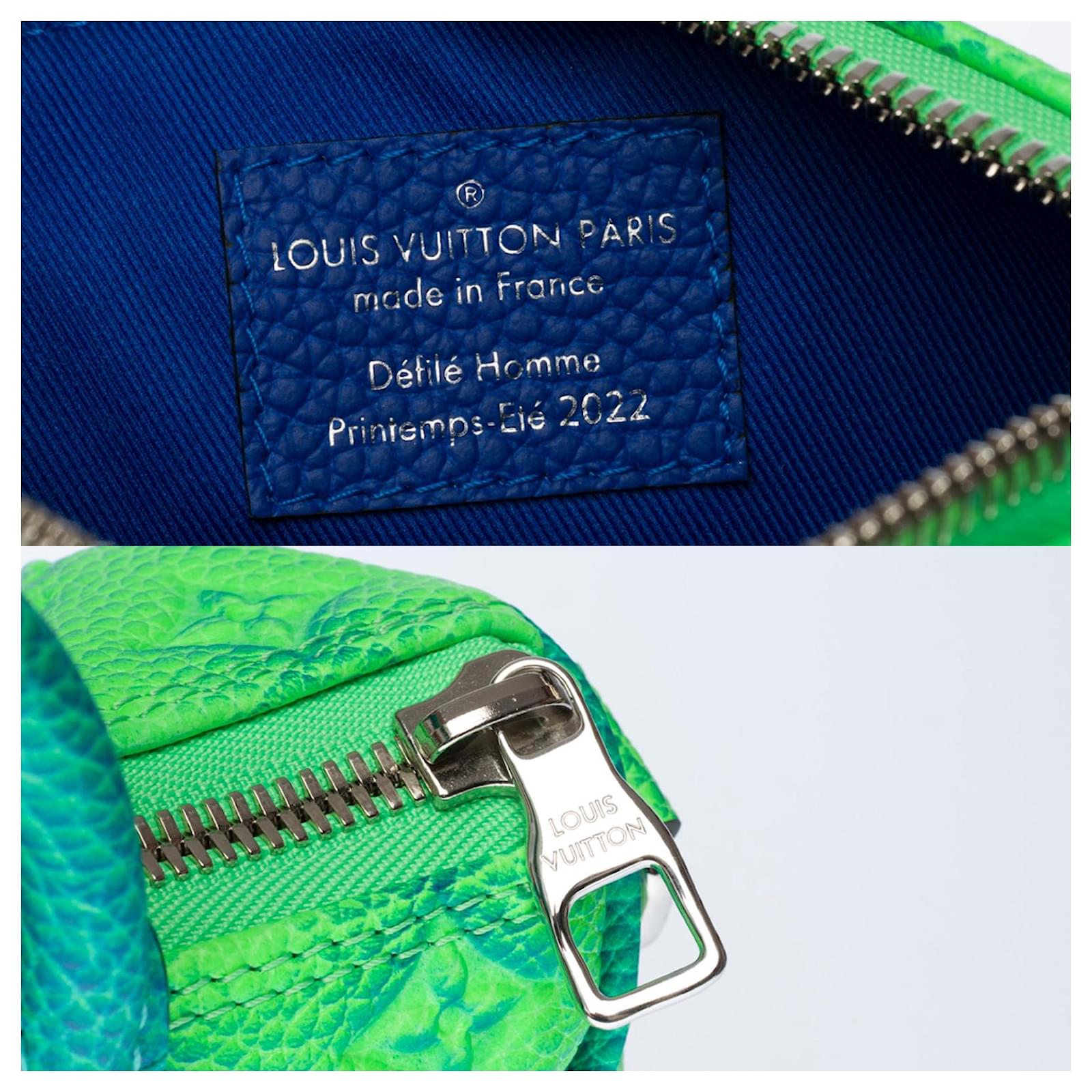 Louis Vuitton BRAND NEW / SOLD OUT / Spring 2022 /Keepall XS spray strap in  fluorescent green Monogram embossed leather ref.485744 - Joli Closet