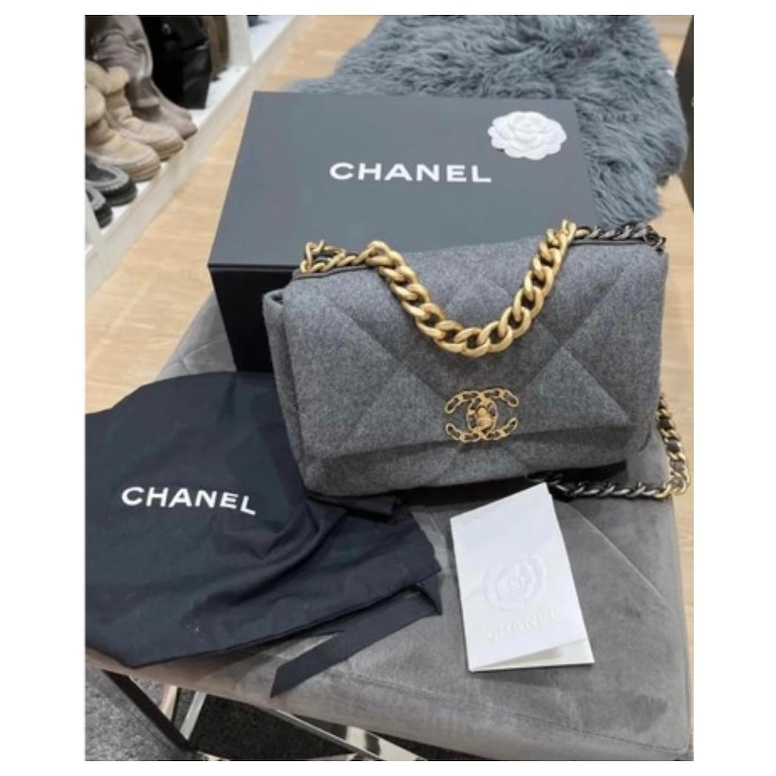 Chanel 19 Small Grey Tweed, New in Box