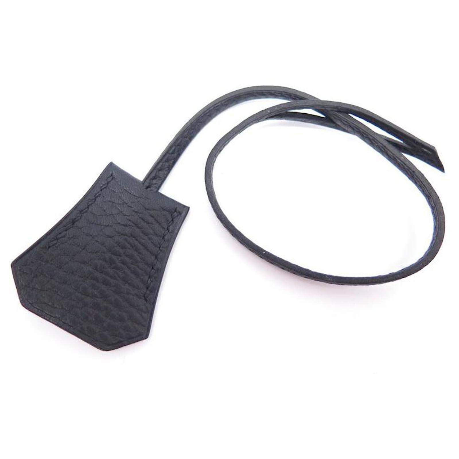 Hermès NEW HERMES CLOCHETTE IN BLACK GRAINED LEATHER TAURILLON CLEMENCE