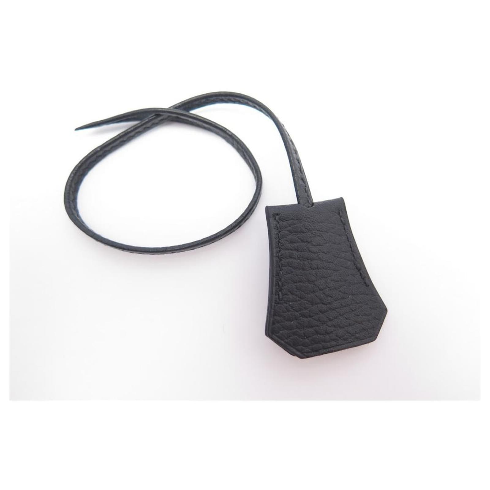 Hermès NEW HERMES CLOCHETTE IN BLACK GRAINED LEATHER TAURILLON CLEMENCE