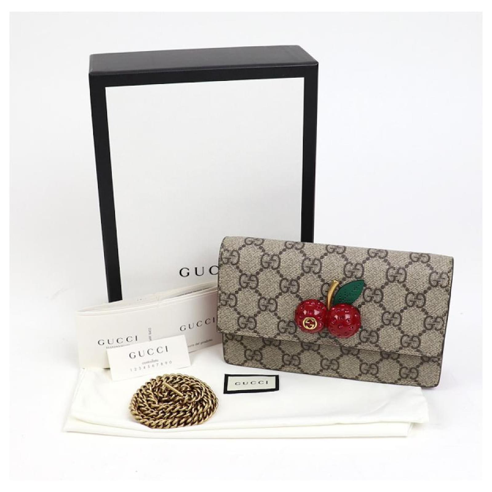 Used] Gucci [GUCCI] GG Supreme Canvas Mini Bag with Cherry Chain Shoulder  Pochette Diagonal Wallet with Sif Crystal Cherry Beige ref.486713 - Joli  Closet