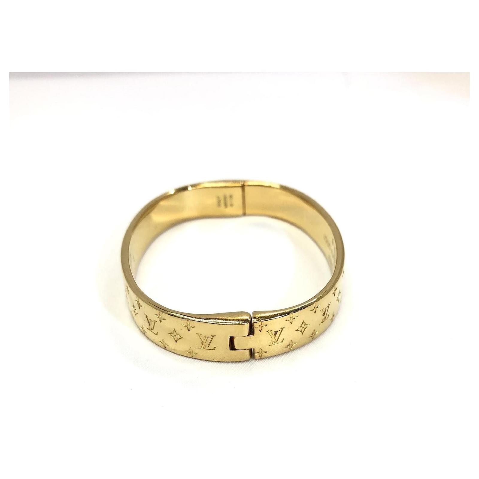 Louis Vuitton Bracelet mini LV Golden ref.228468 - Joli Closet