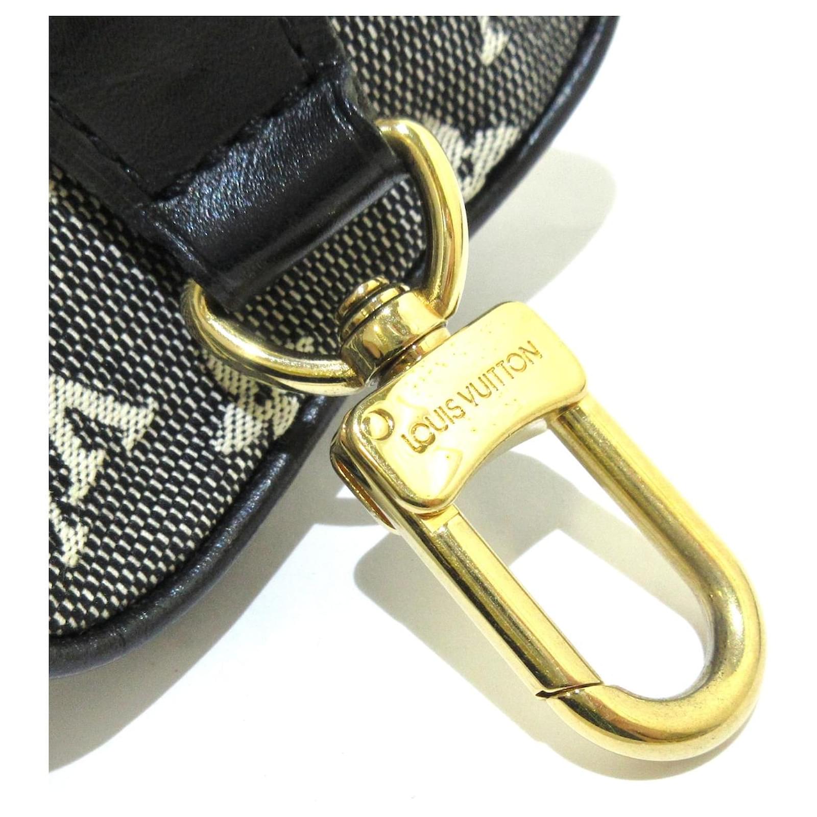 Louis Vuitton e Black Cloth ref.822770 - Joli Closet