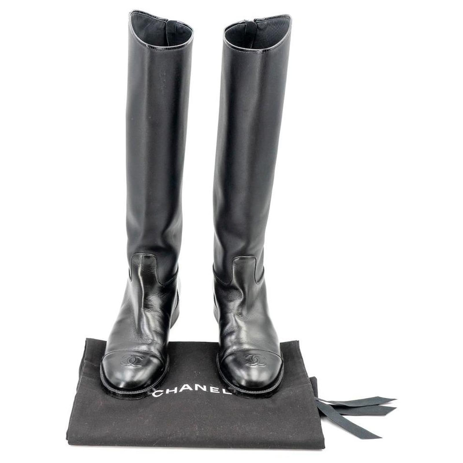 Leather riding boots Chanel Black size 38 EU in Leather - 26909912
