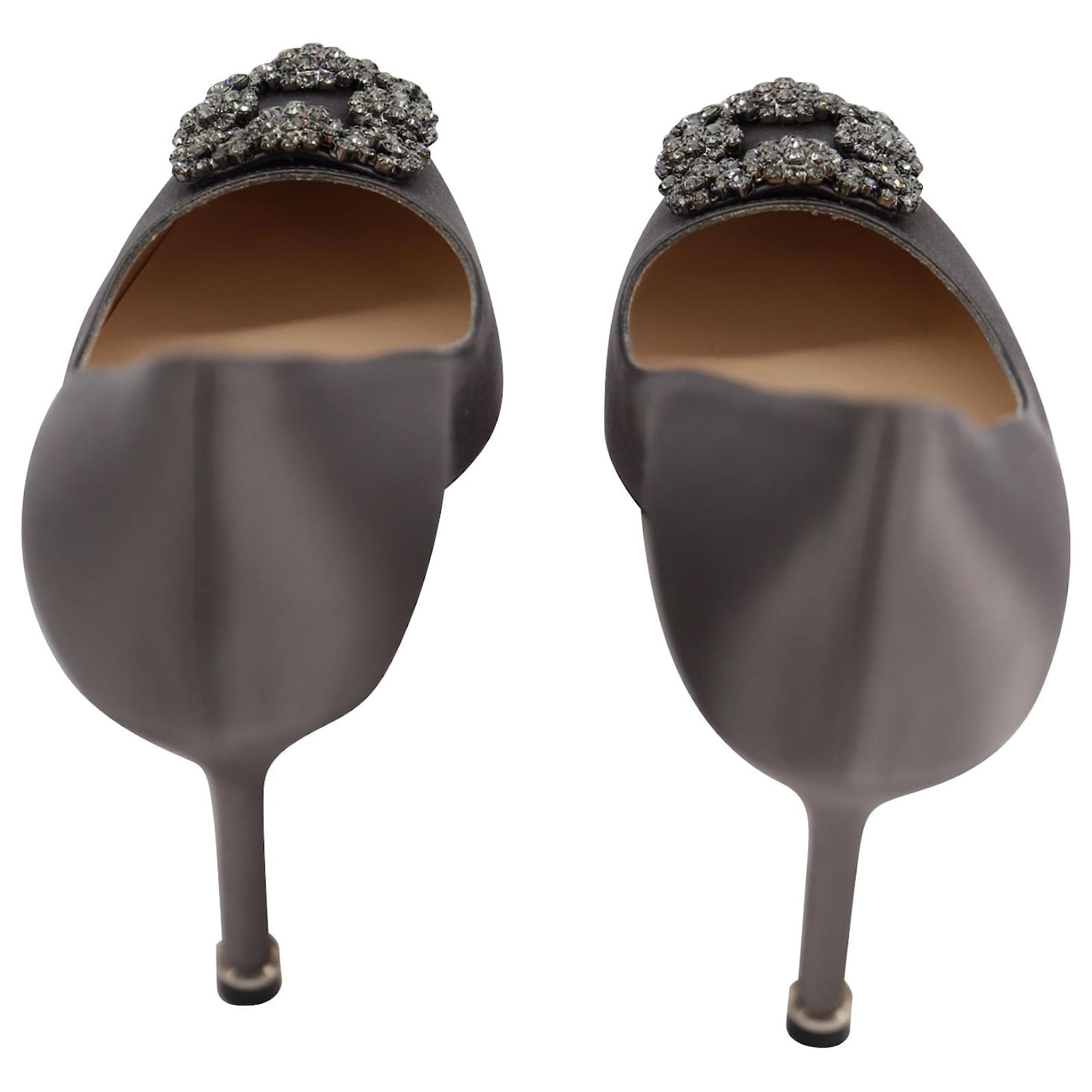 MANOLO BLAHNIK ハンギシ HANGISI | Green Satin Jewel Buckle Pumps | Manolo Blahnik
