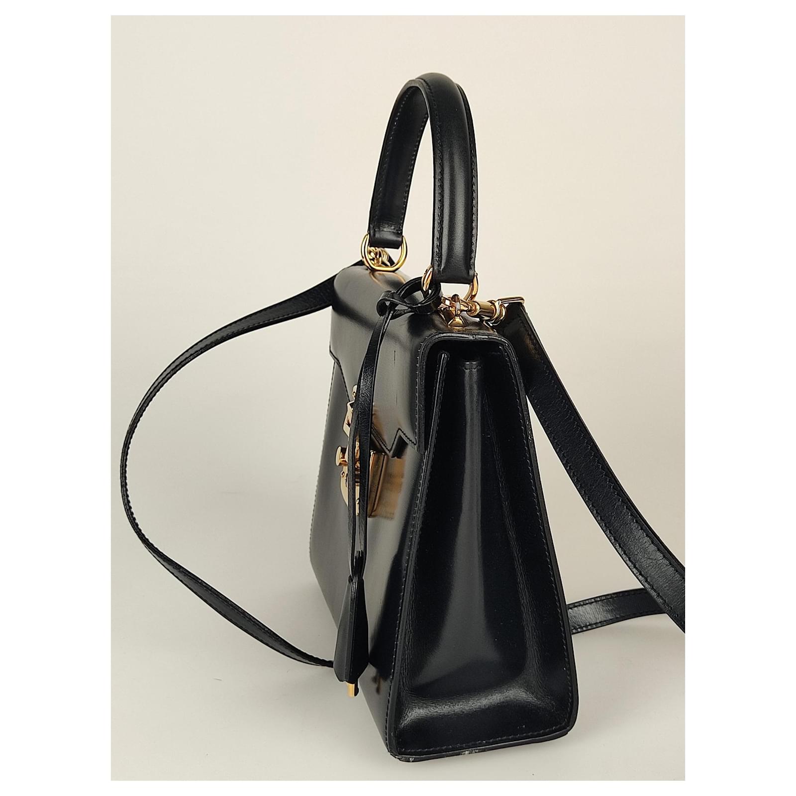Gucci Vintage Lady Lock Shoulder Bag Black Leather ref.223934 - Joli Closet