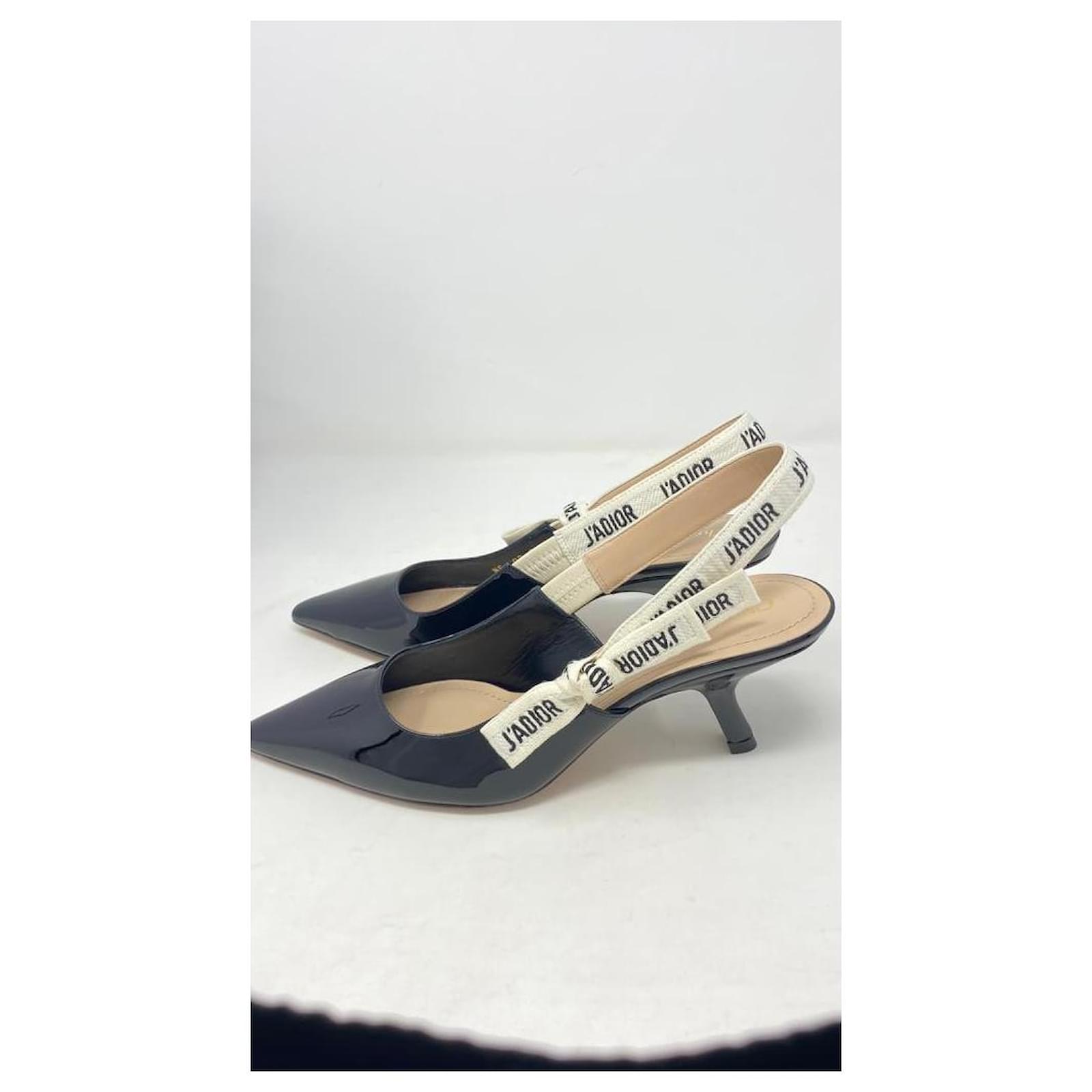 J'ADIOR SLINGBACK PUMP in black patent leather ref.493163 Joli Closet