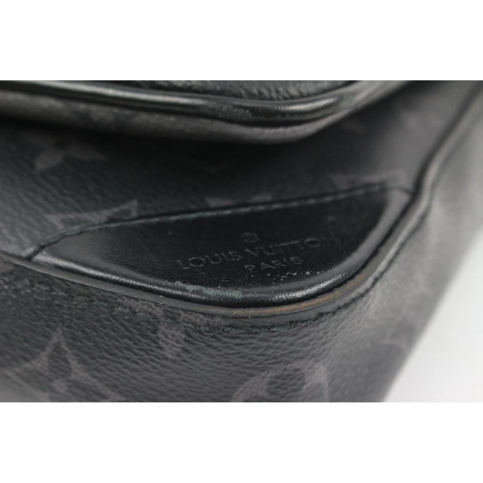 Louis Vuitton Trio Messenger Bag Umhängetasche mit Eclipse Monogramm aus  Segeltuch