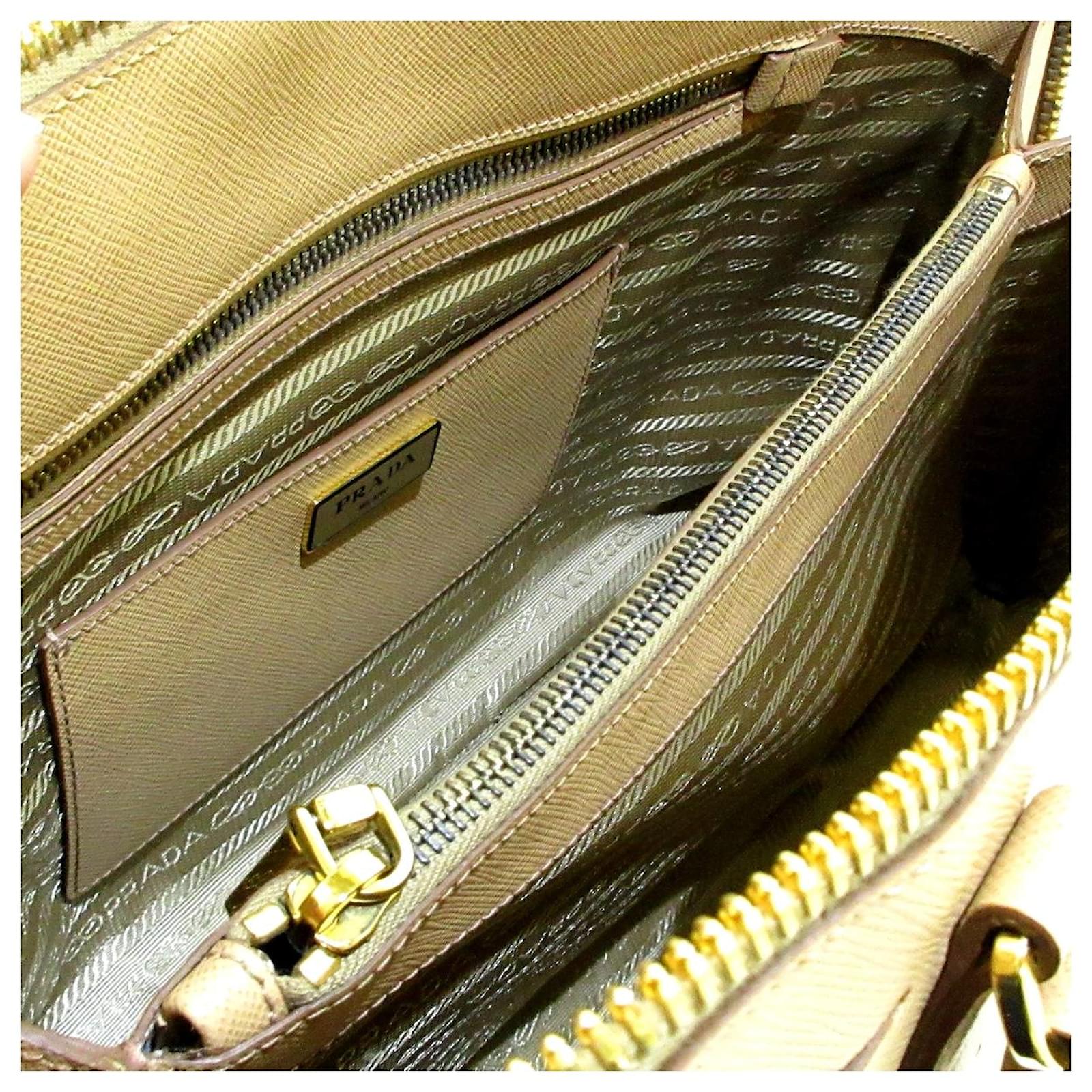 Prada Handbag Beige Leather ref.494062 - Joli Closet