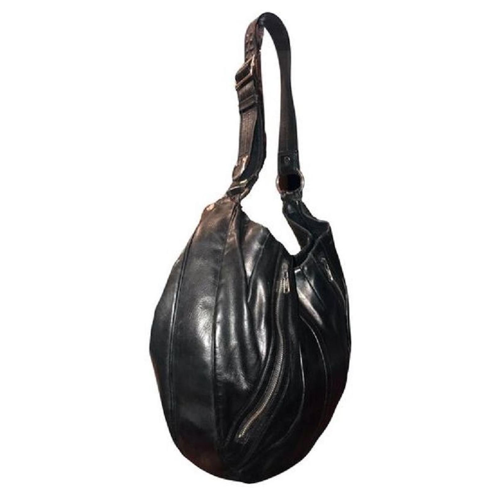 Yves Saint Laurent Rive Gauche black leather handbag Metal ref.495463 -  Joli Closet