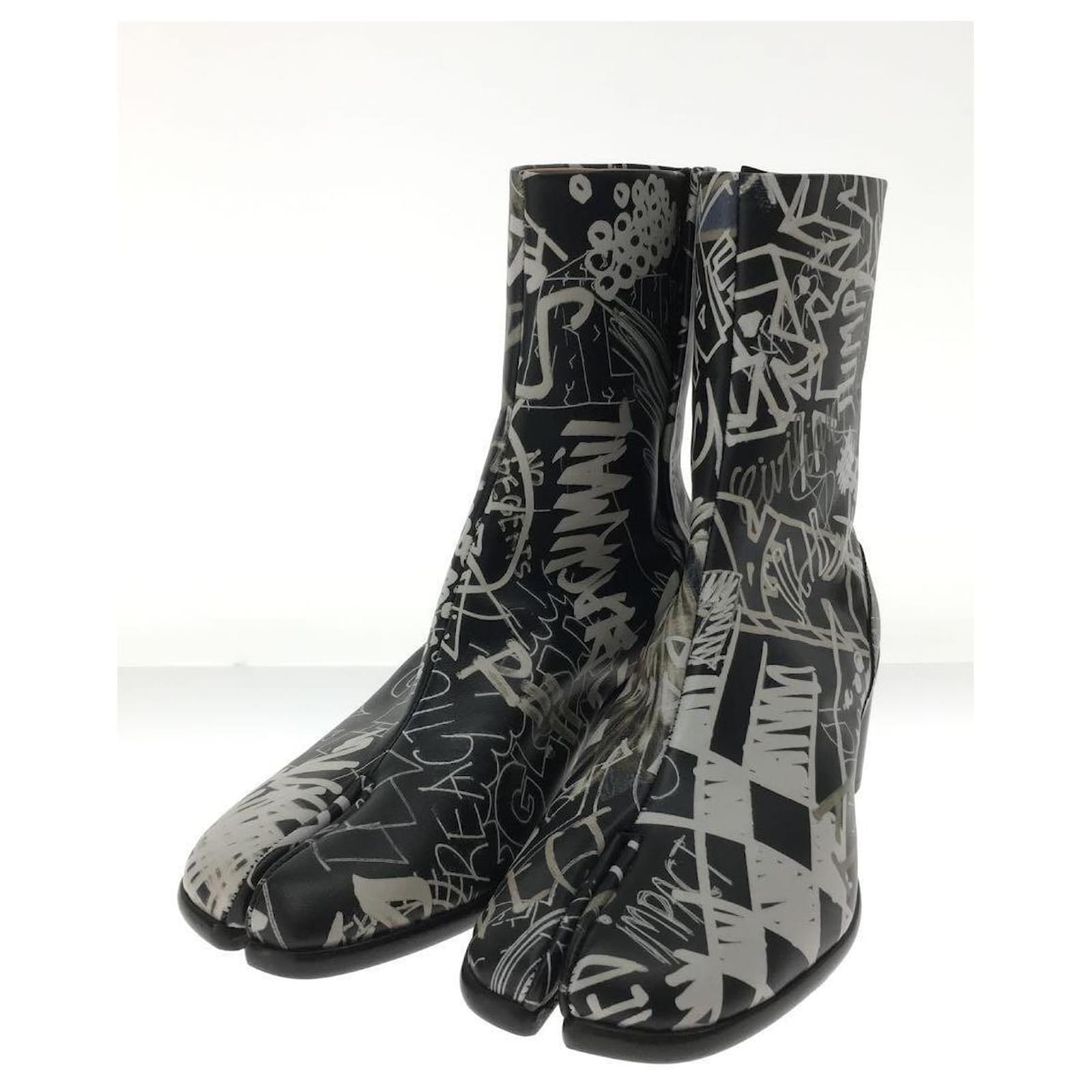 Maison Martin Margiela Maison Margiela Graffiti Tabi / Boots / 40