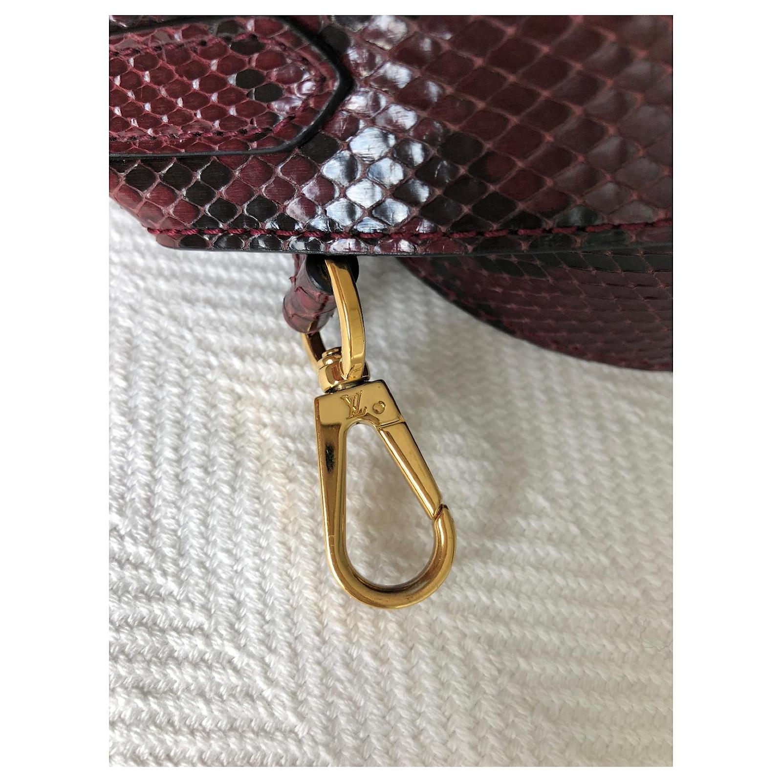 Louis Vuitton Python Shoulder Strap Dark red Exotic leather ref.497008 -  Joli Closet