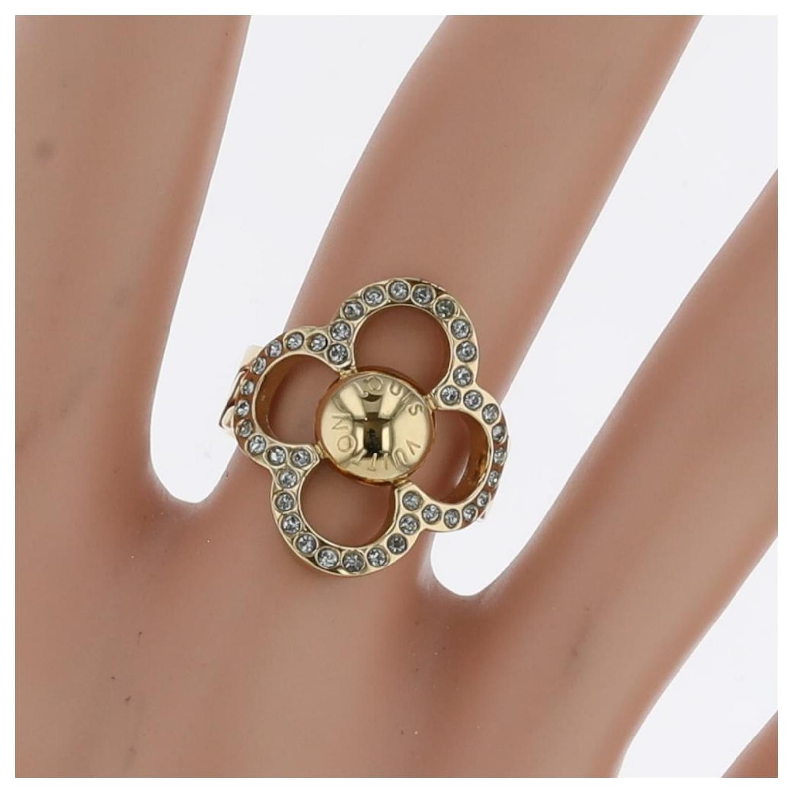 Used] Louis Vuitton Ring Ring Berg Flower Power S Size Golden Gold-plated  ref.497191 - Joli Closet