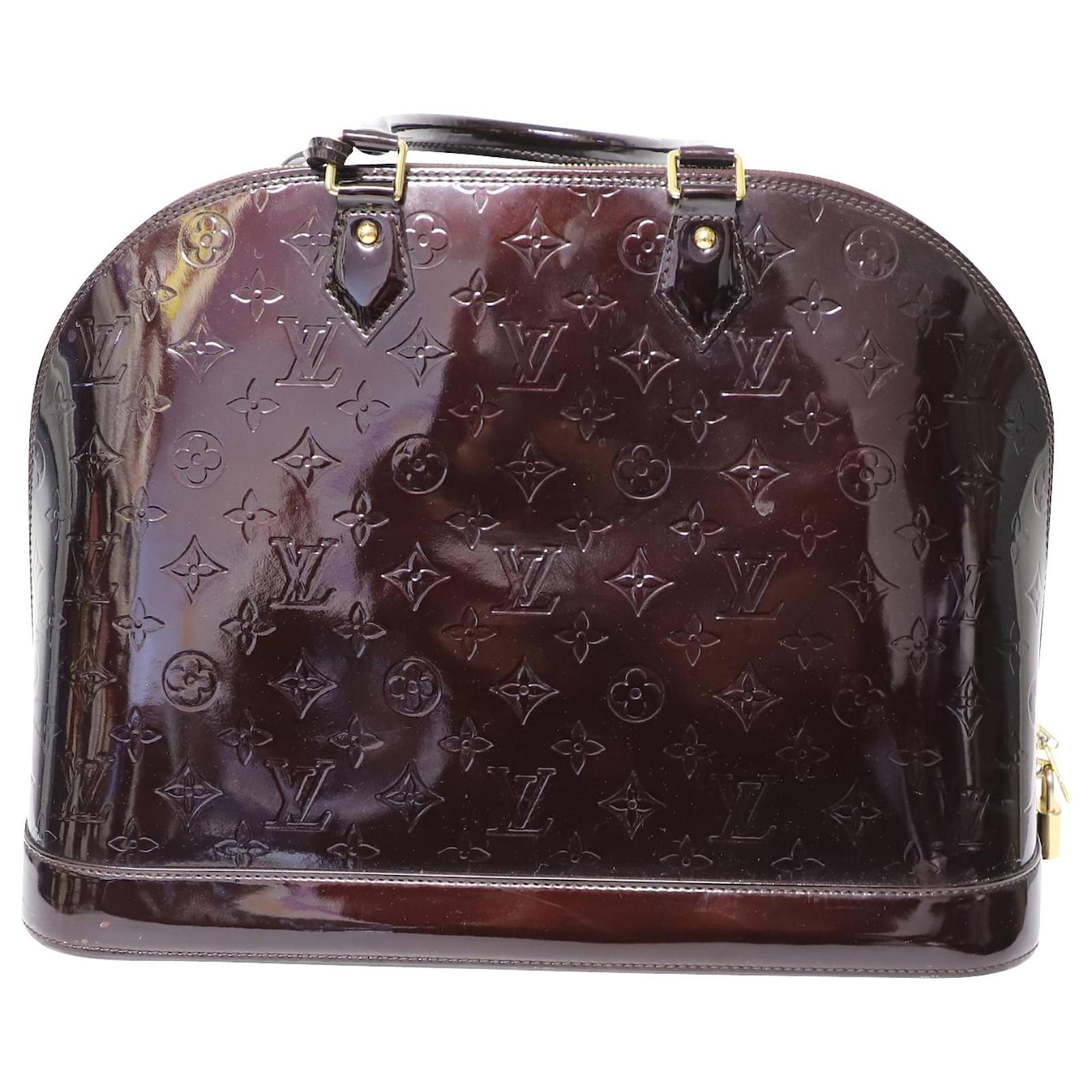 Alma bb patent leather handbag Louis Vuitton Burgundy in Patent