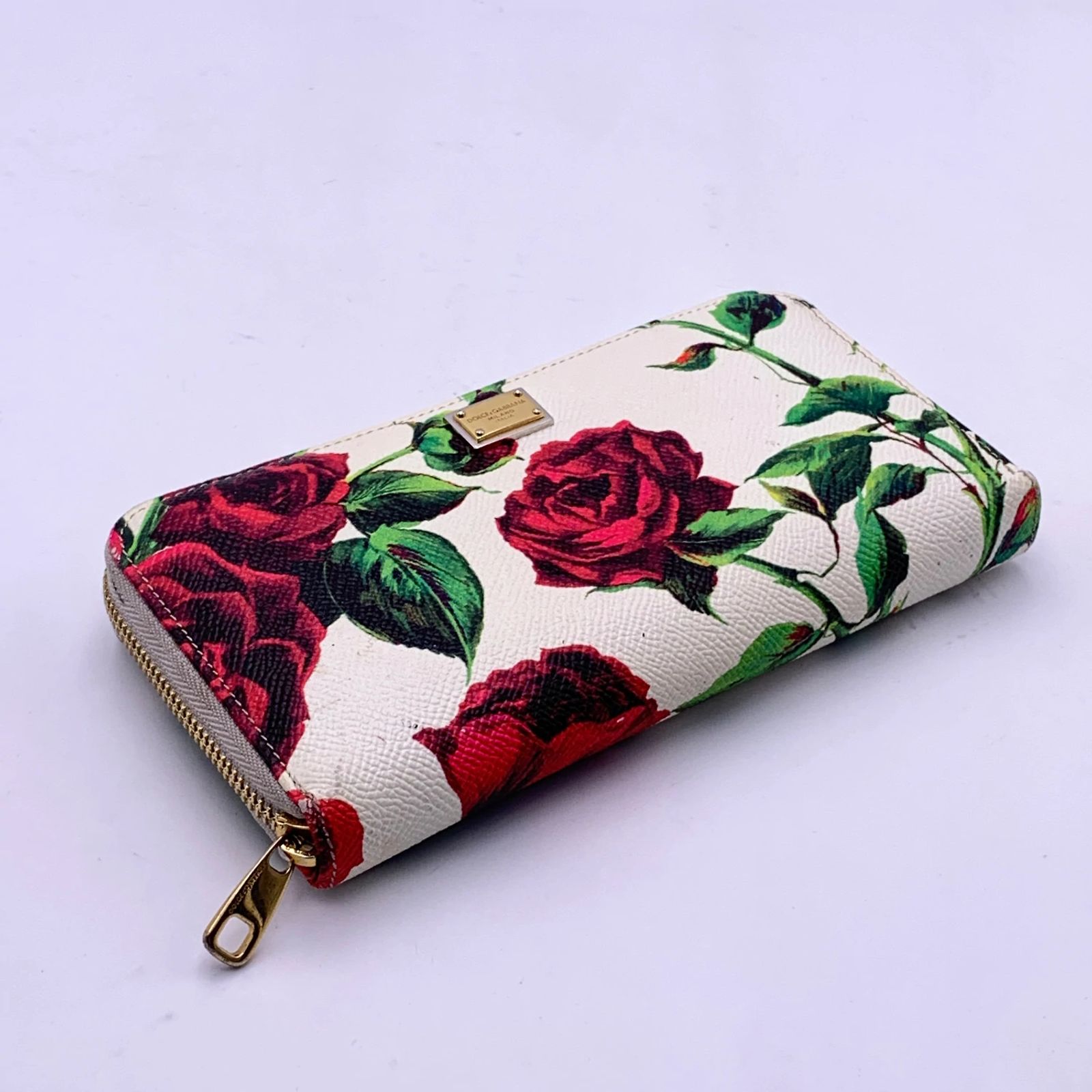 Pochette Portefeuille Zippée Baekgaard Rose Vif - Format Medium, Occasion