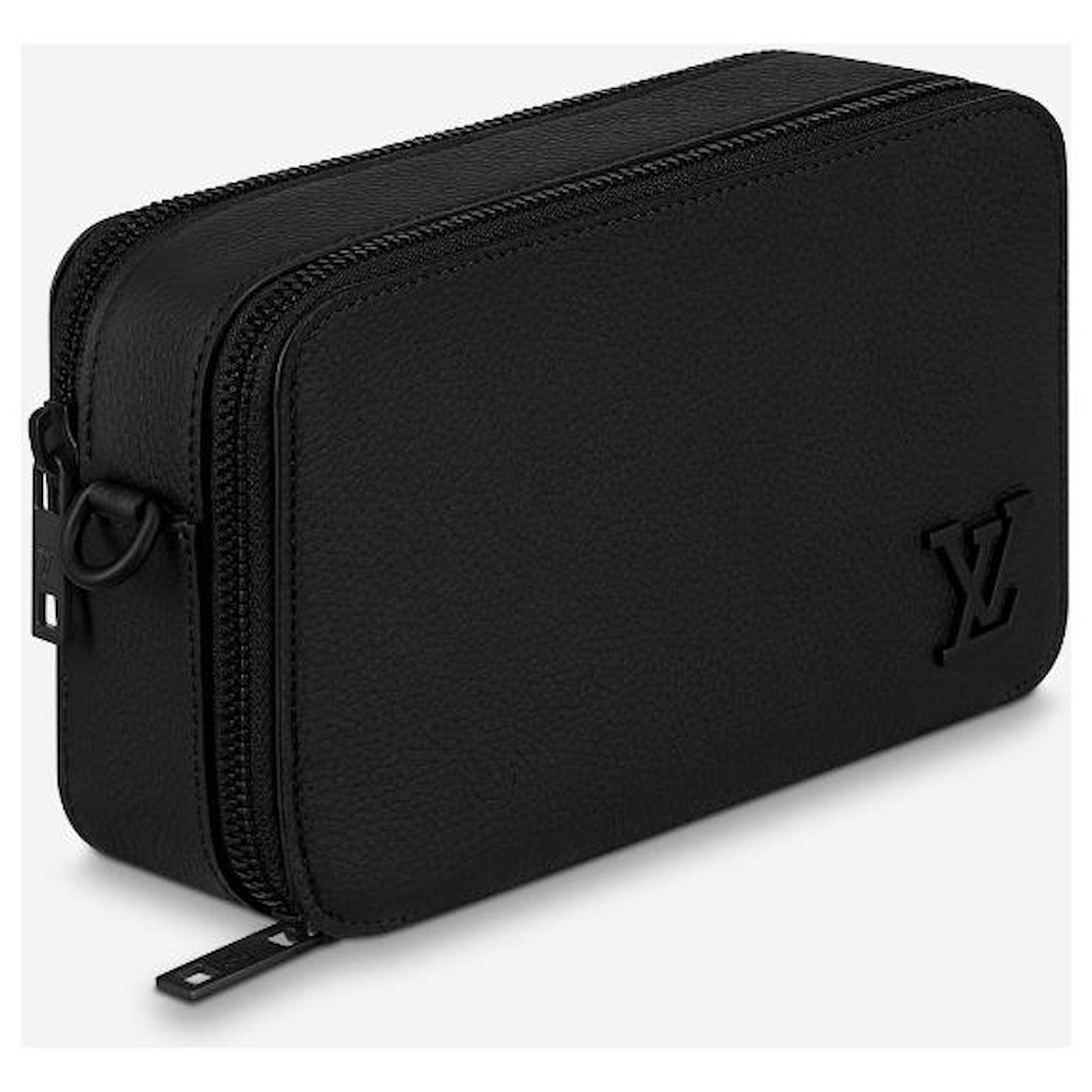 Louis Vuitton LV Alpha wearable wallet new Grey Leather ref.522059 - Joli  Closet