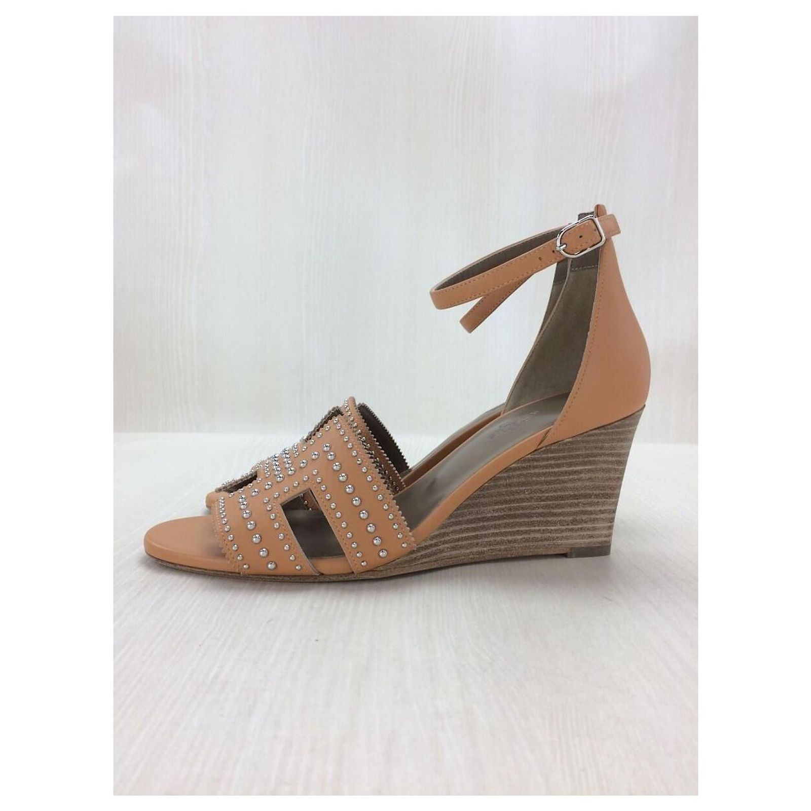 Sandales Mules HERMES Oasis En Cuir Beige - Taille US 6.5 (EU 36.5) - Avec Boîte D'origine