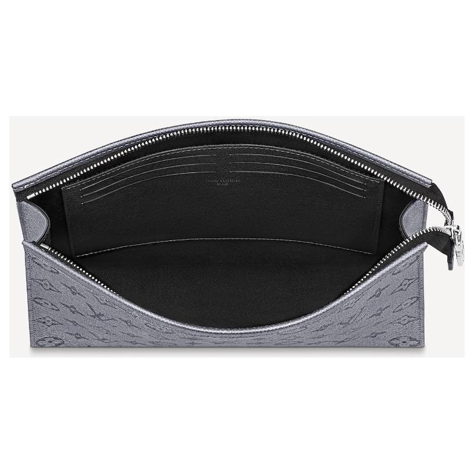 Pochette voyage cloth small bag Louis Vuitton Grey in Cloth - 37295958