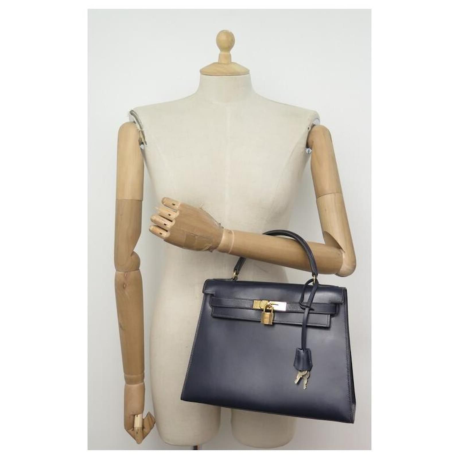 Hermès Hermes Kelly bag 32 navy blue box leather ref.689591 - Joli Closet