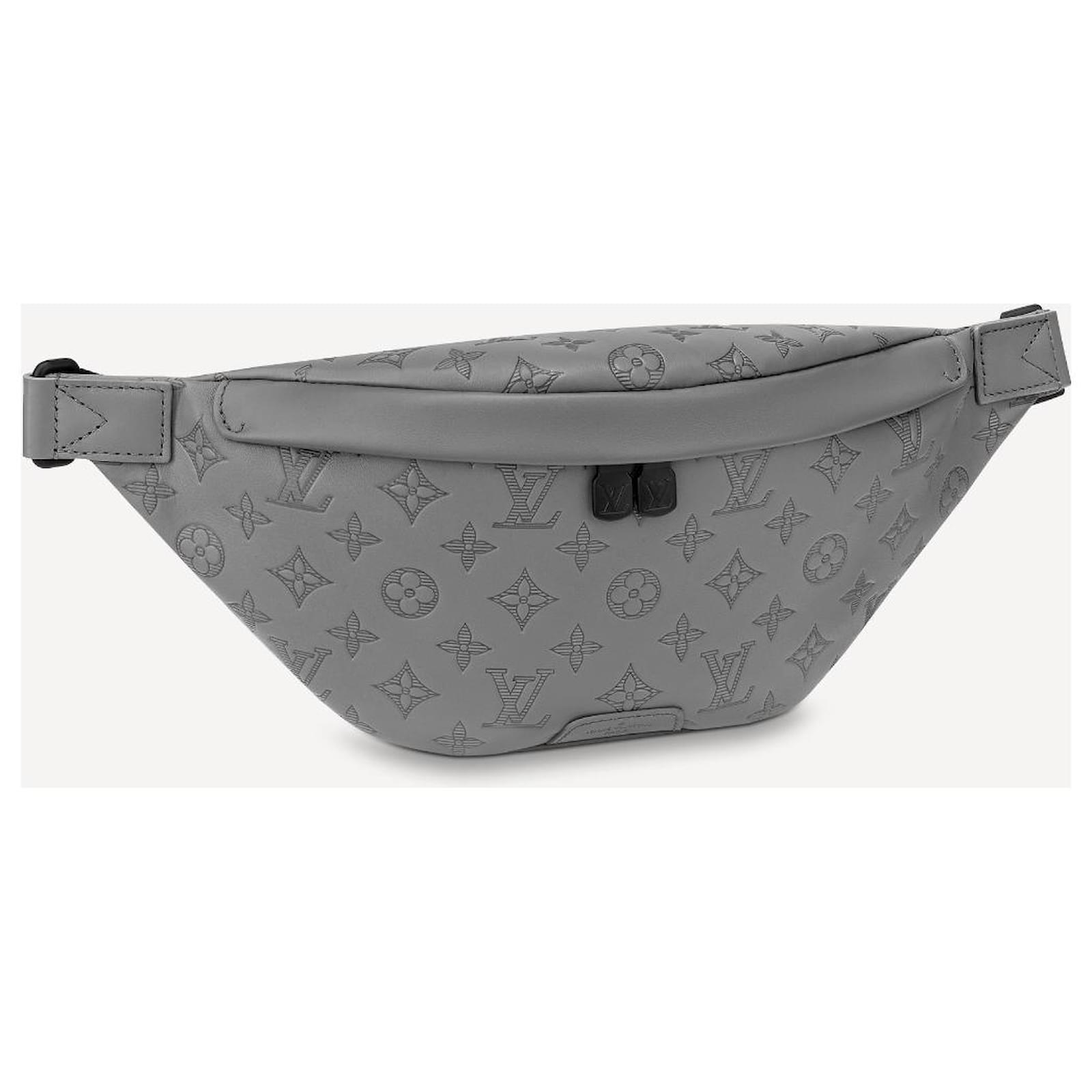 Louis Vuitton Riñonera LV piel gris Cuero ref.503566 - Joli Closet