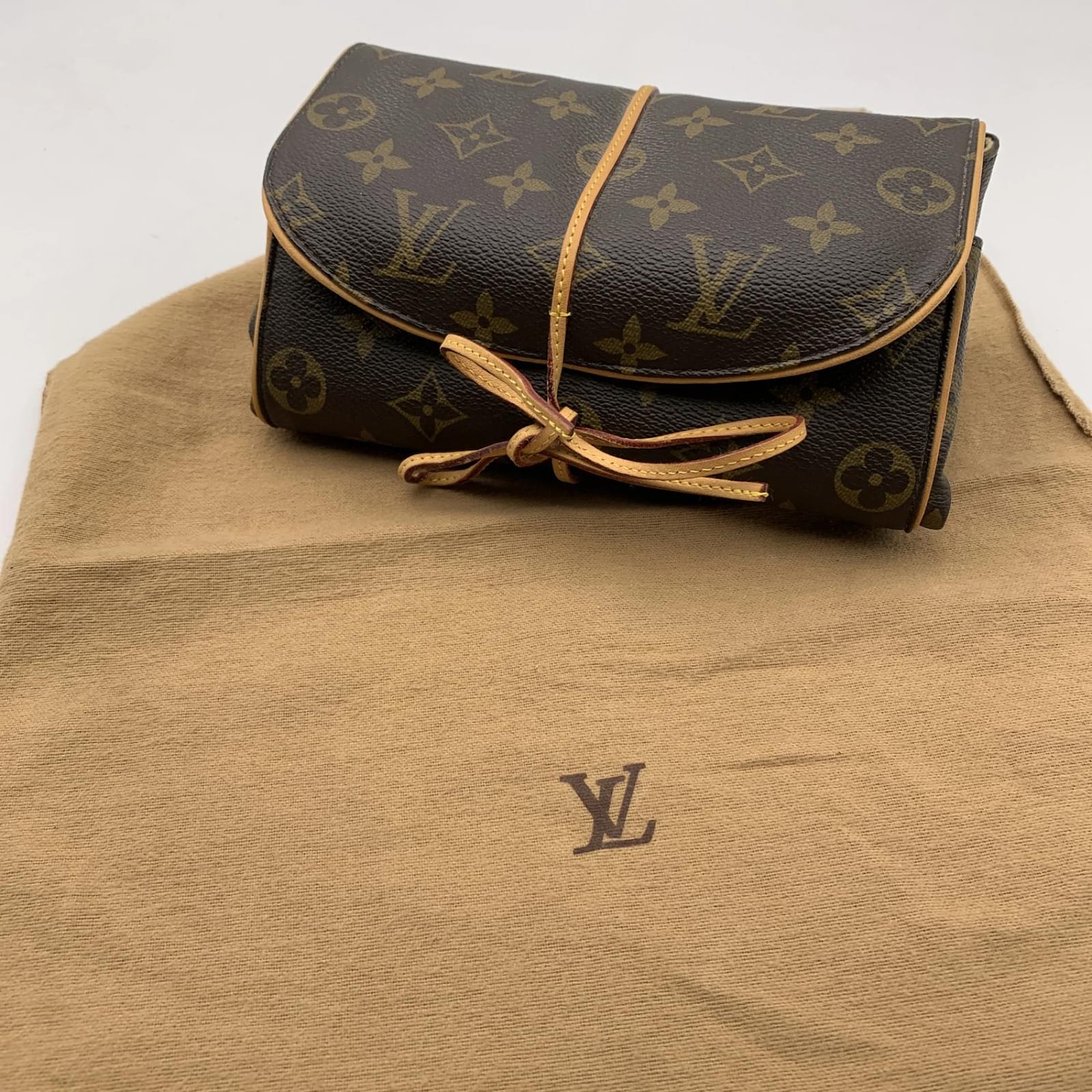 Louis Vuitton Black and Monogram Canvas Moccasin Brown ref.873486 - Joli  Closet