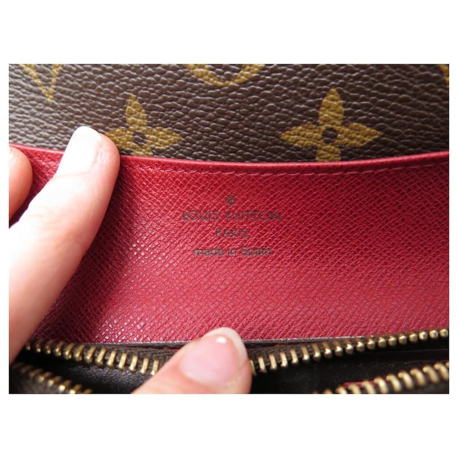 Louis Vuitton Portafoglio LV Emilie nuovo Nero Pelle ref.388026 - Joli  Closet