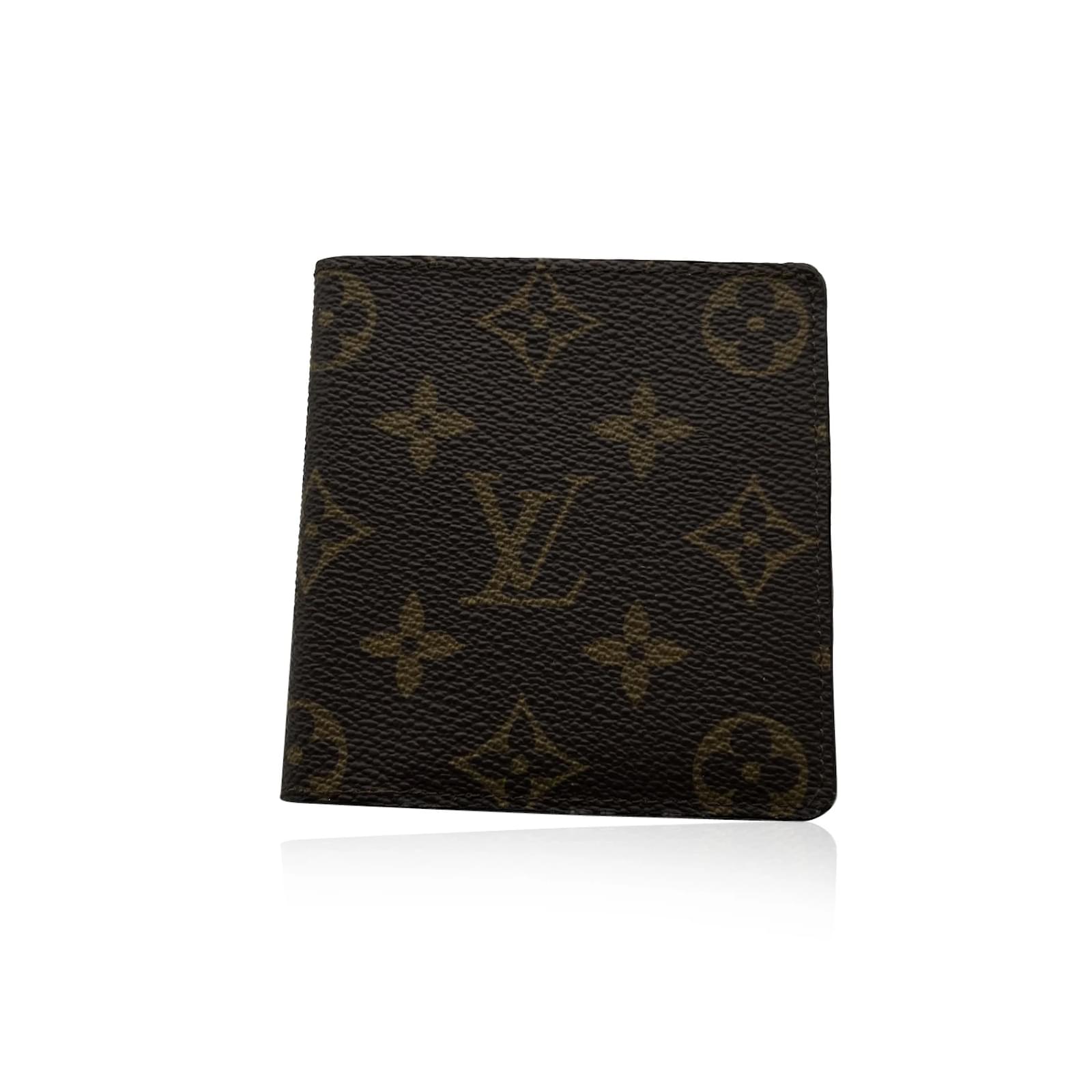 Louis Vuitton Vintage Monogram Canvas Bifold Credit Card Wallet Brown Cloth  ref.506589 - Joli Closet