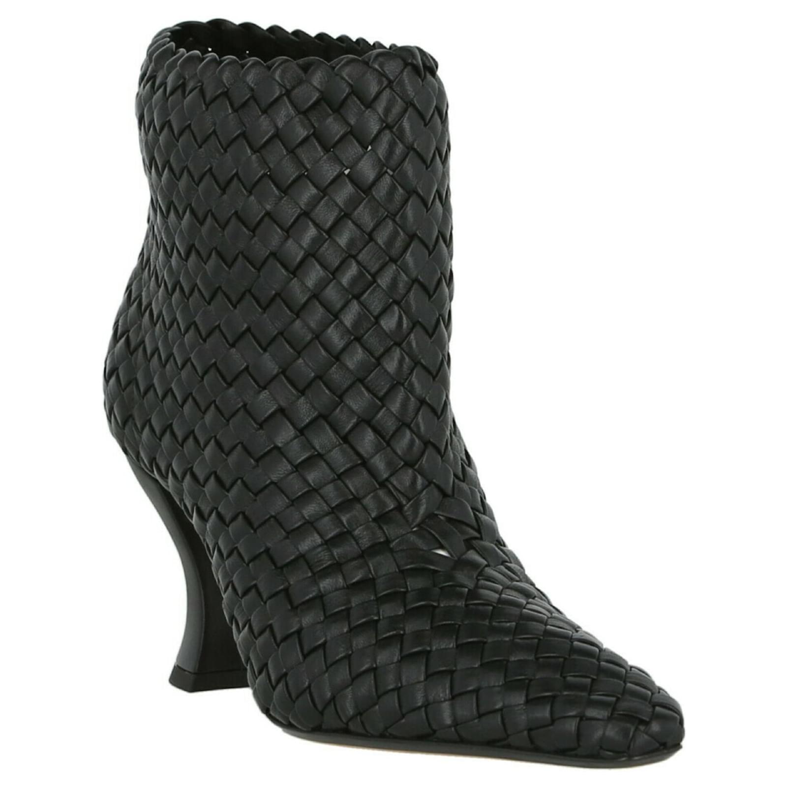 Bottega Veneta Intrecciato Leather 