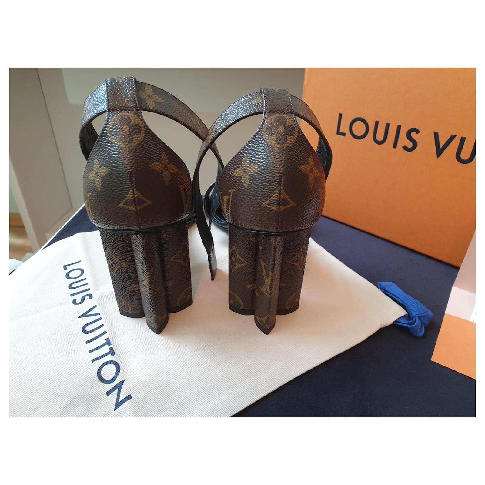 Louis Vuitton Silhouette Line Monogram Sandals 36 half Multiple colors  Pony-style calfskin ref.654764 - Joli Closet
